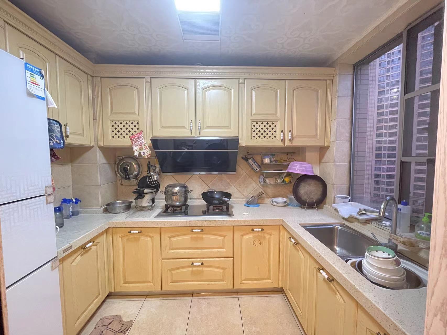 凯旋名门人民中路1006号 4室2厅2卫 128.0万 凯旋名门人民中路1006号 4室2厅2卫 128.0万室内图