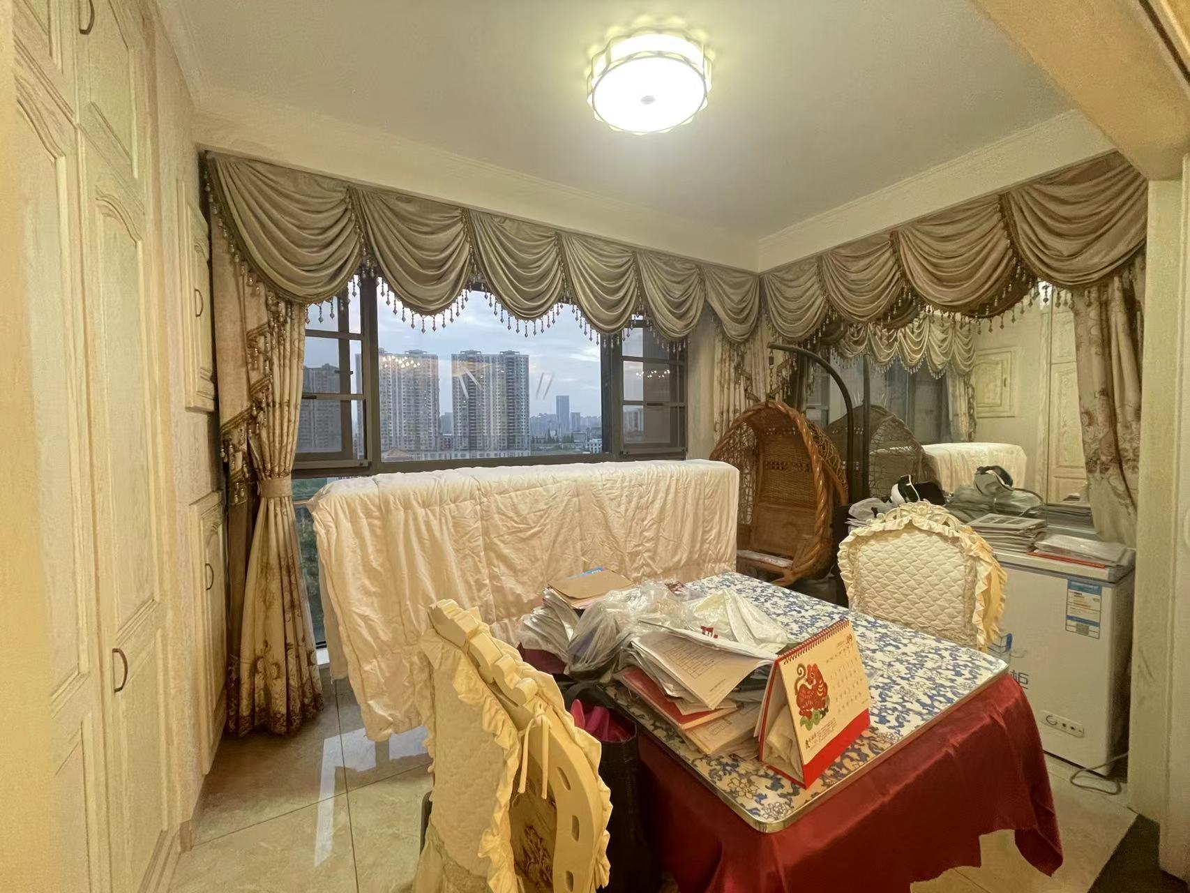 凯旋名门人民中路1006号 4室2厅2卫 128.0万 凯旋名门人民中路1006号 4室2厅2卫 128.0万室内图