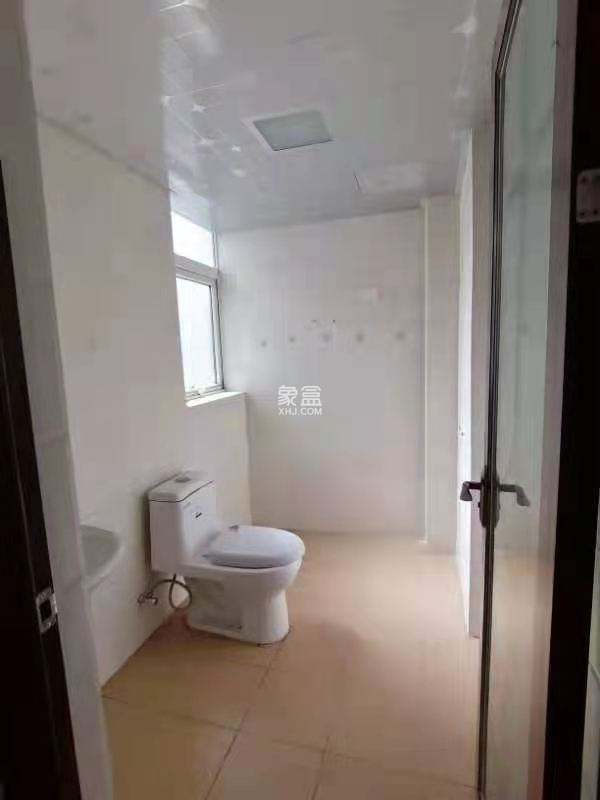 远大生态风景  2室1厅1卫   2800.00元/月室内图