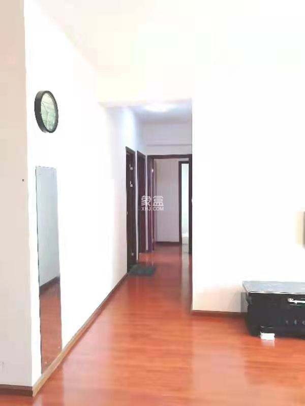 远大生态风景  2室1厅1卫   2800.00元/月室内图