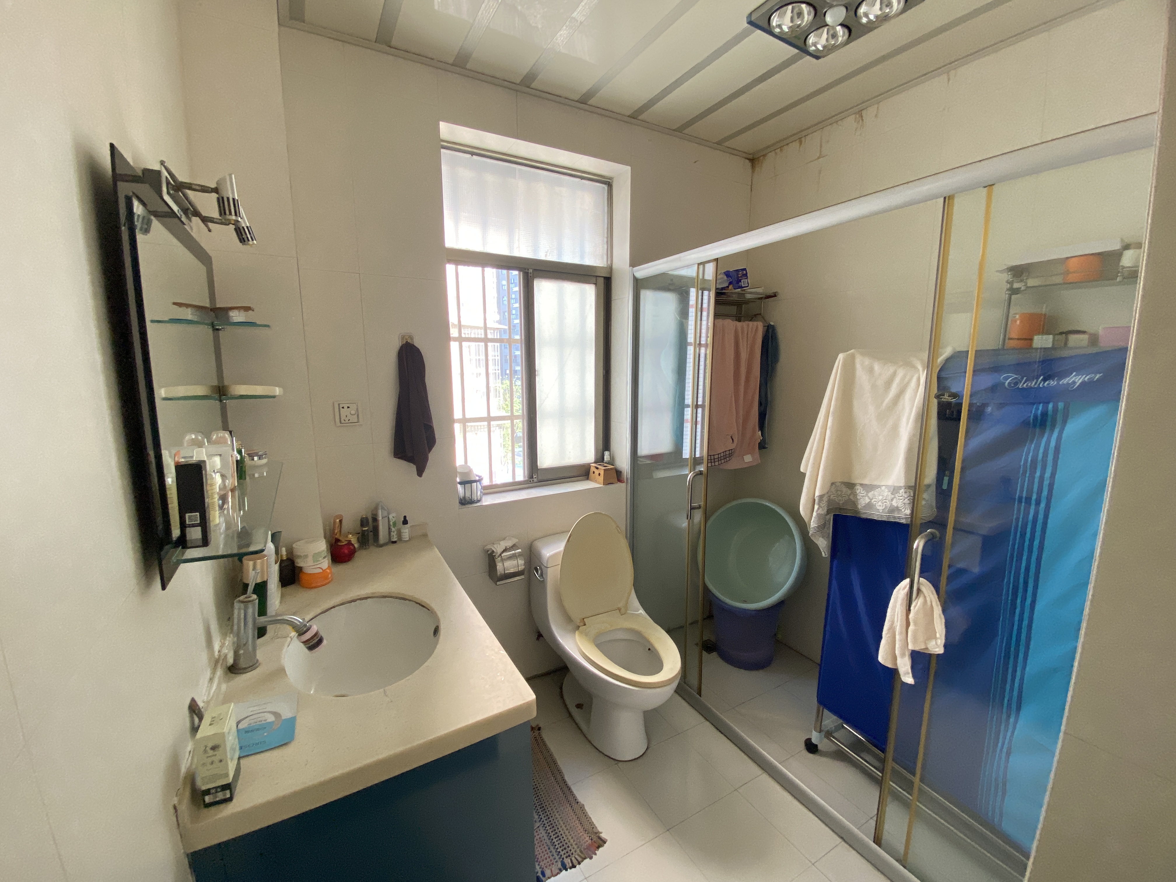 江南世家  3室2厅2卫    68.0万 江南世家  3室2厅2卫    68.0万室内图