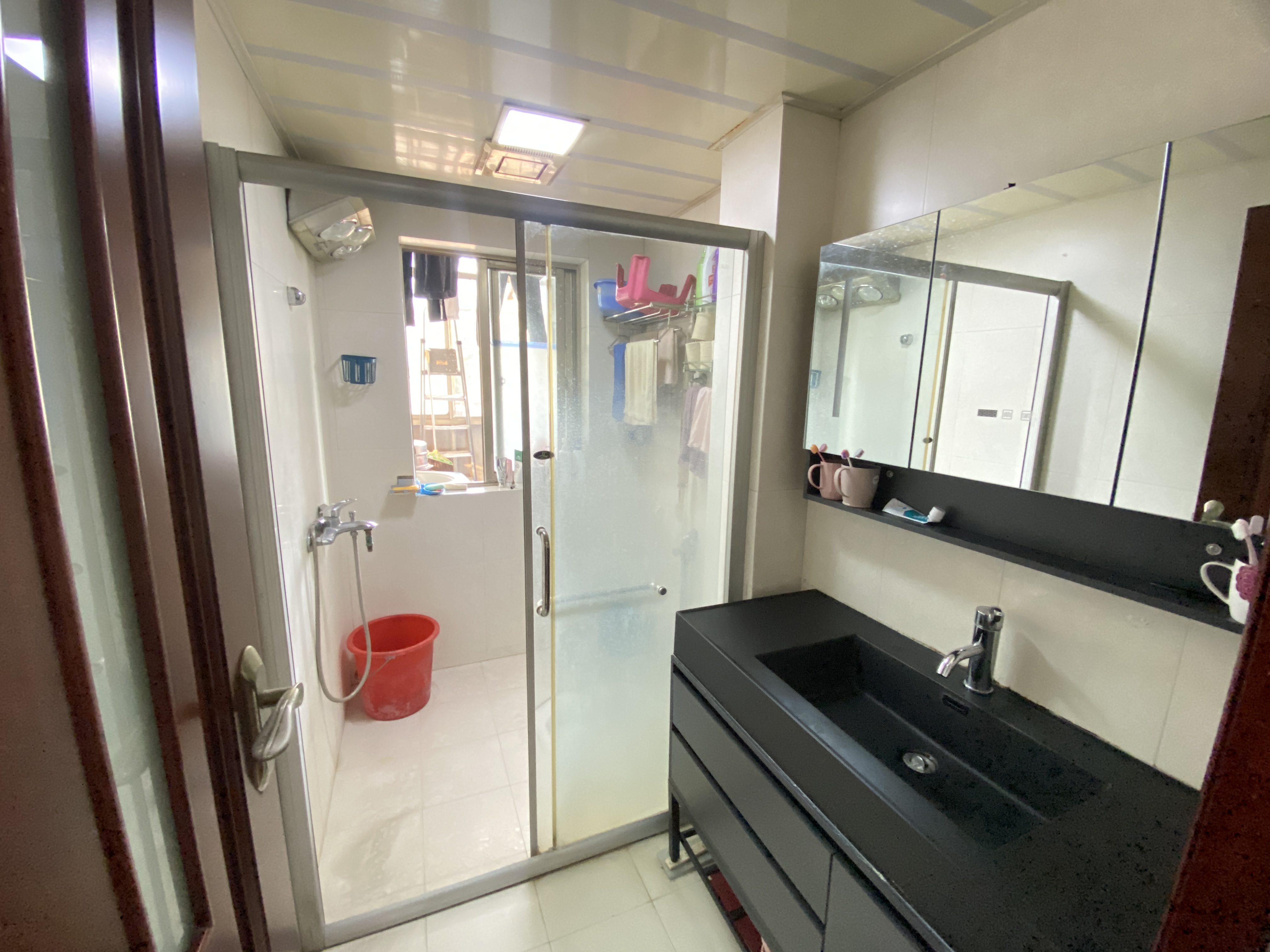 江南世家  3室2厅2卫    68.0万 江南世家  3室2厅2卫    68.0万室内图