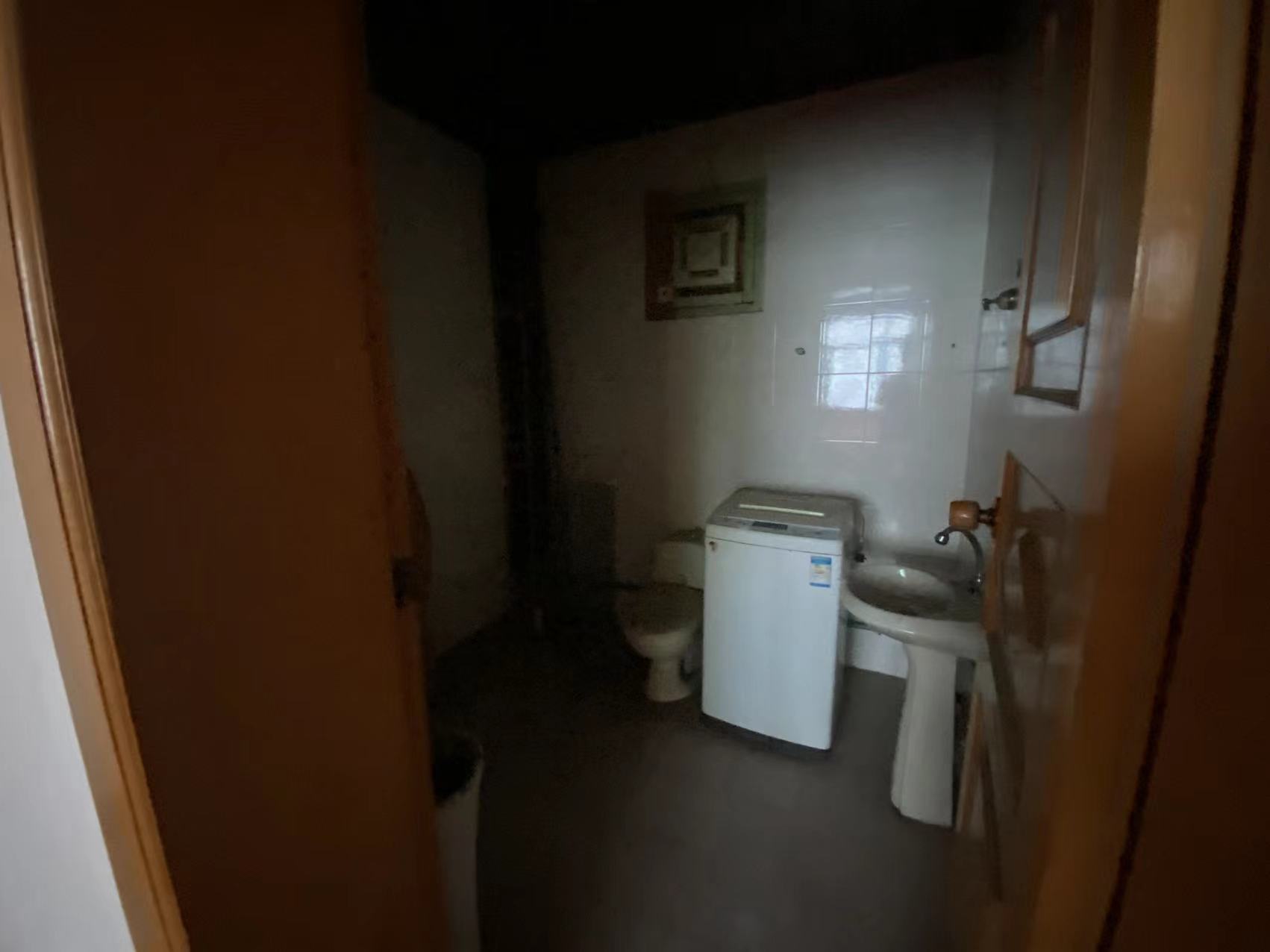 桂花路散盘 3室2厅1卫 38.0万 桂花路散盘 3室2厅1卫 38.0万室内图