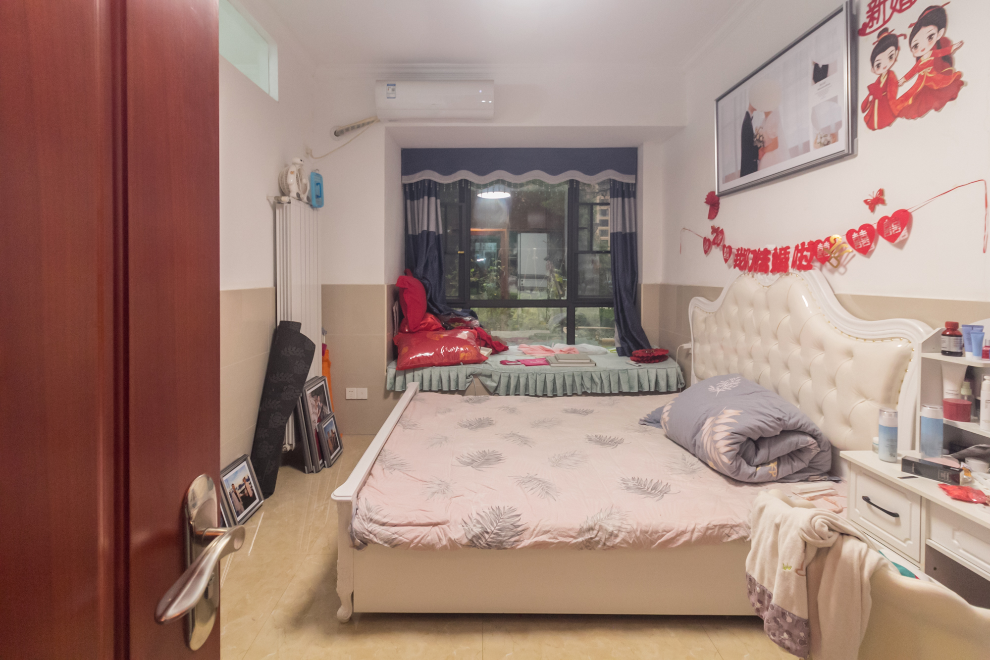 深业睿城  5室2厅2卫    236.64万 深业睿城  5室2厅2卫    236.64万卧室