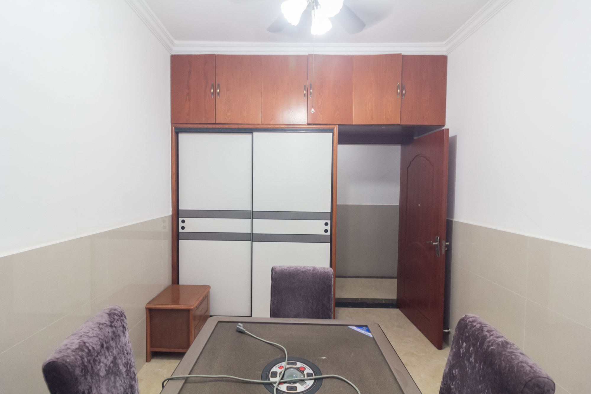 深业睿城  5室2厅2卫    236.64万 深业睿城  5室2厅2卫    236.64万卧室