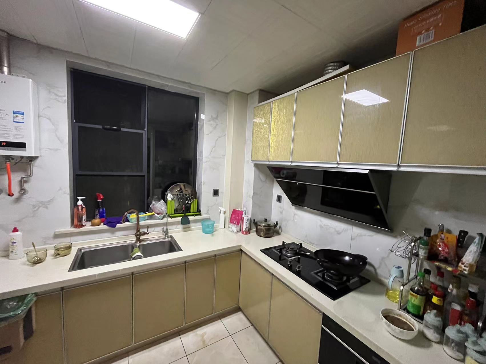 新桂广场 4室2厅2卫 116.0万 新桂广场 4室2厅2卫 116.0万室内图