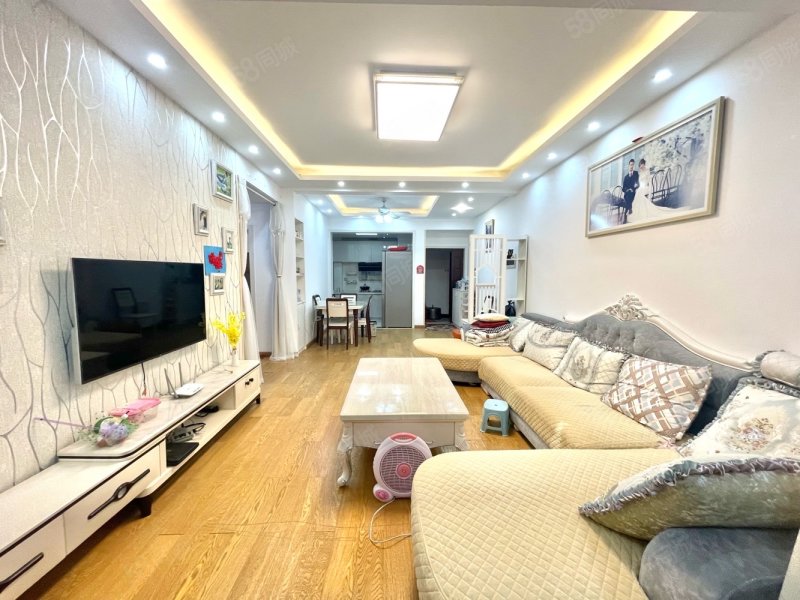 鑫公馆  2室2厅1卫   65.00万室内图