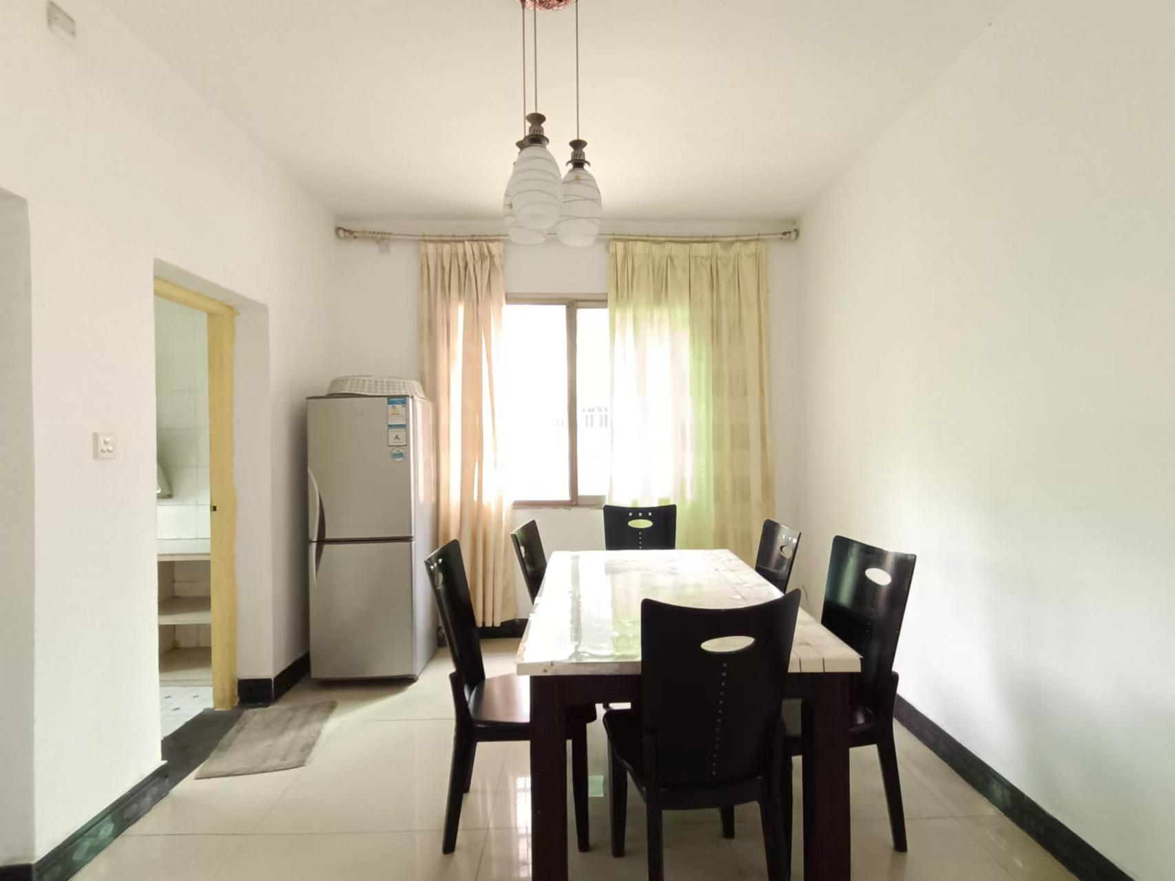 蒸湘世纪城拆迁楼(同心苑) 3室2厅1卫 1300.00元/月 蒸湘世纪城拆迁楼(同心苑) 3室2厅1卫 1300.00元/月室内图