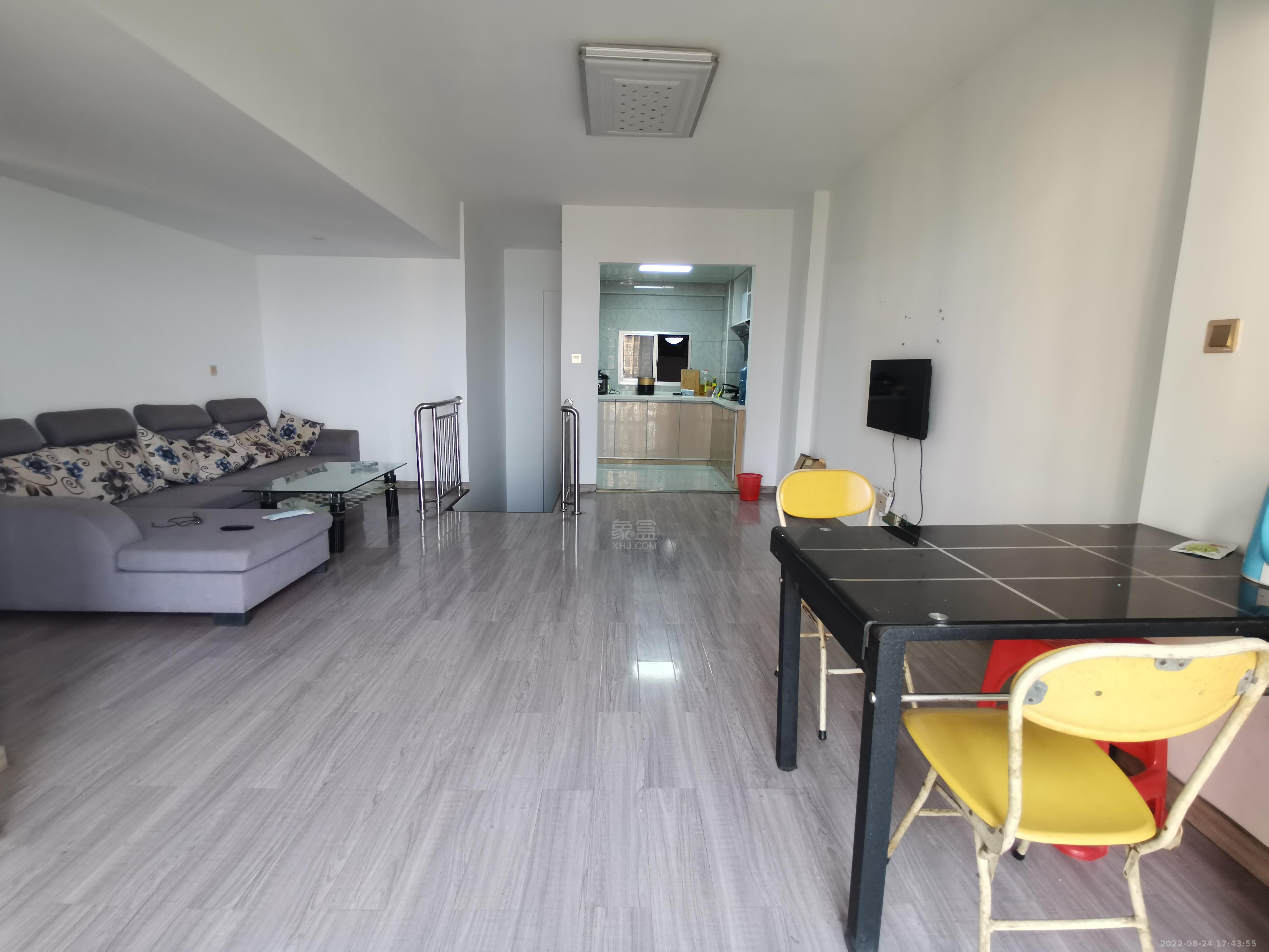 旺城天悦领秀香江  2室2厅1卫    65.0万 旺城天悦领秀香江  2室2厅1卫    65.0万室内图