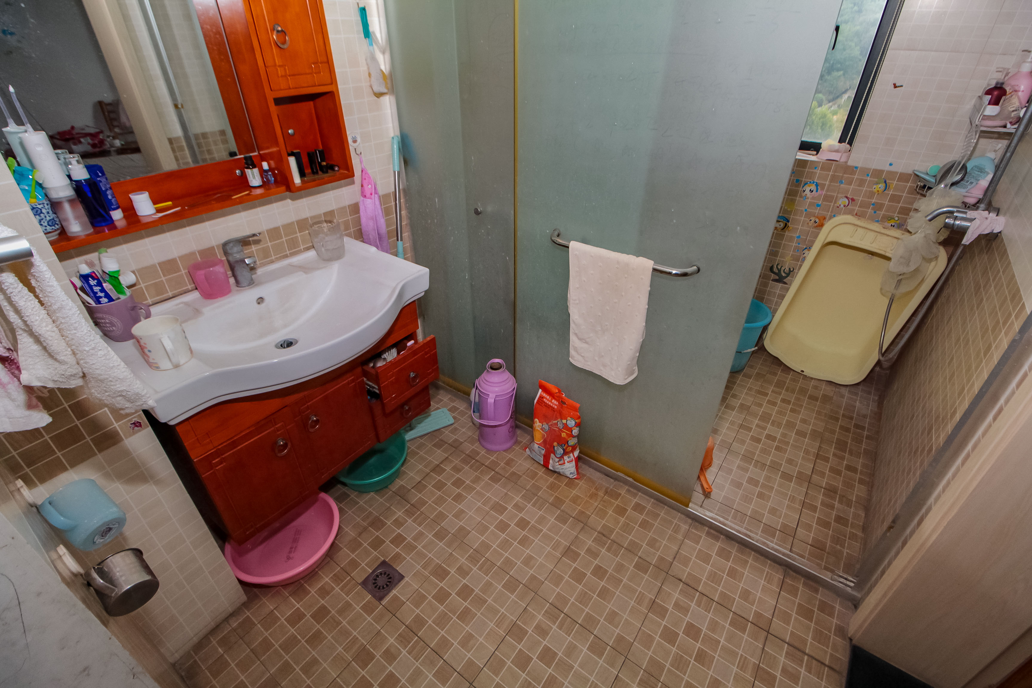 中建麓山和苑  2室2厅1卫   74.80万卫生间