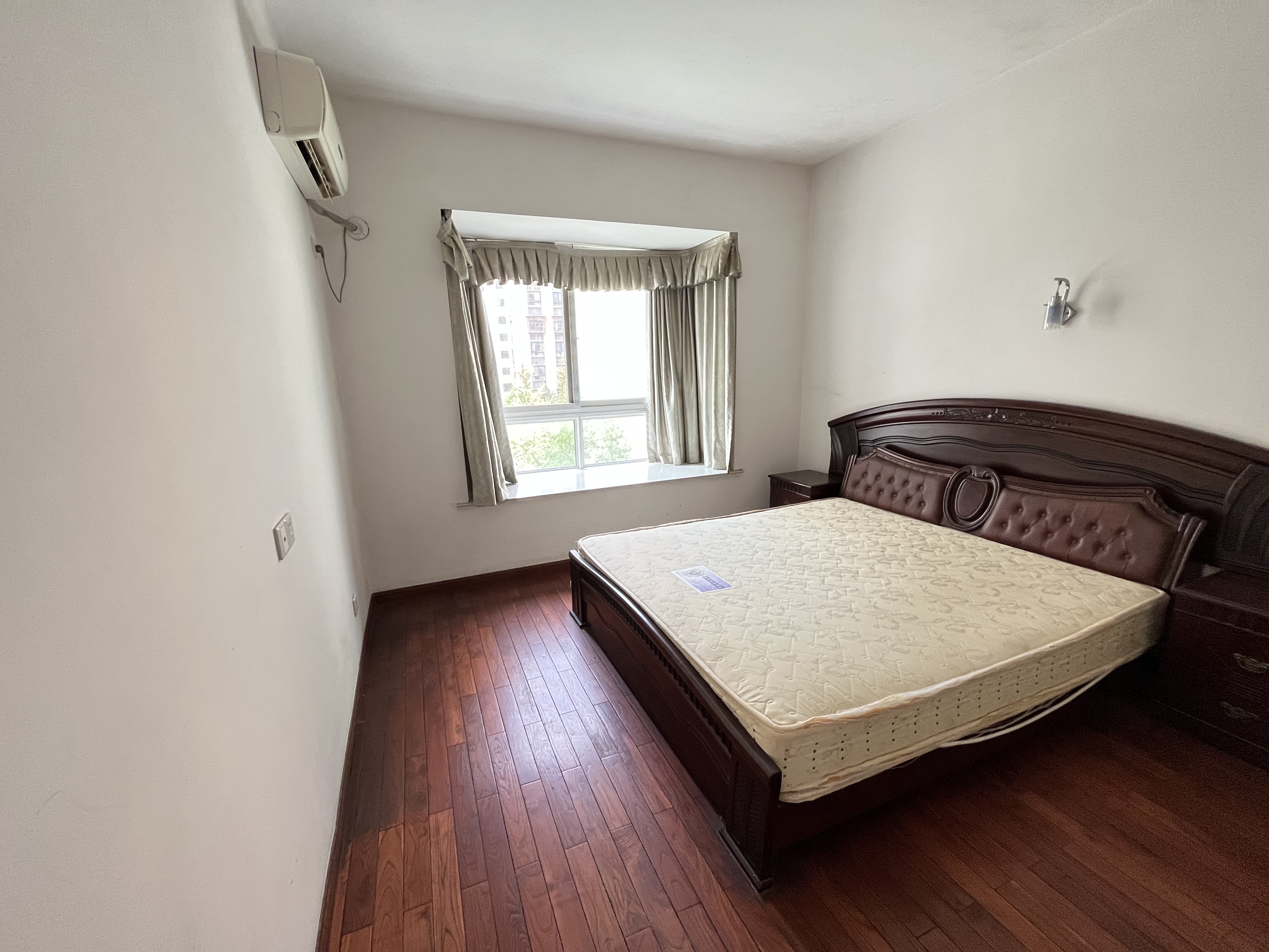 御景东方 2室2厅1卫 60.00万 御景东方 2室2厅1卫 60.00万室内图