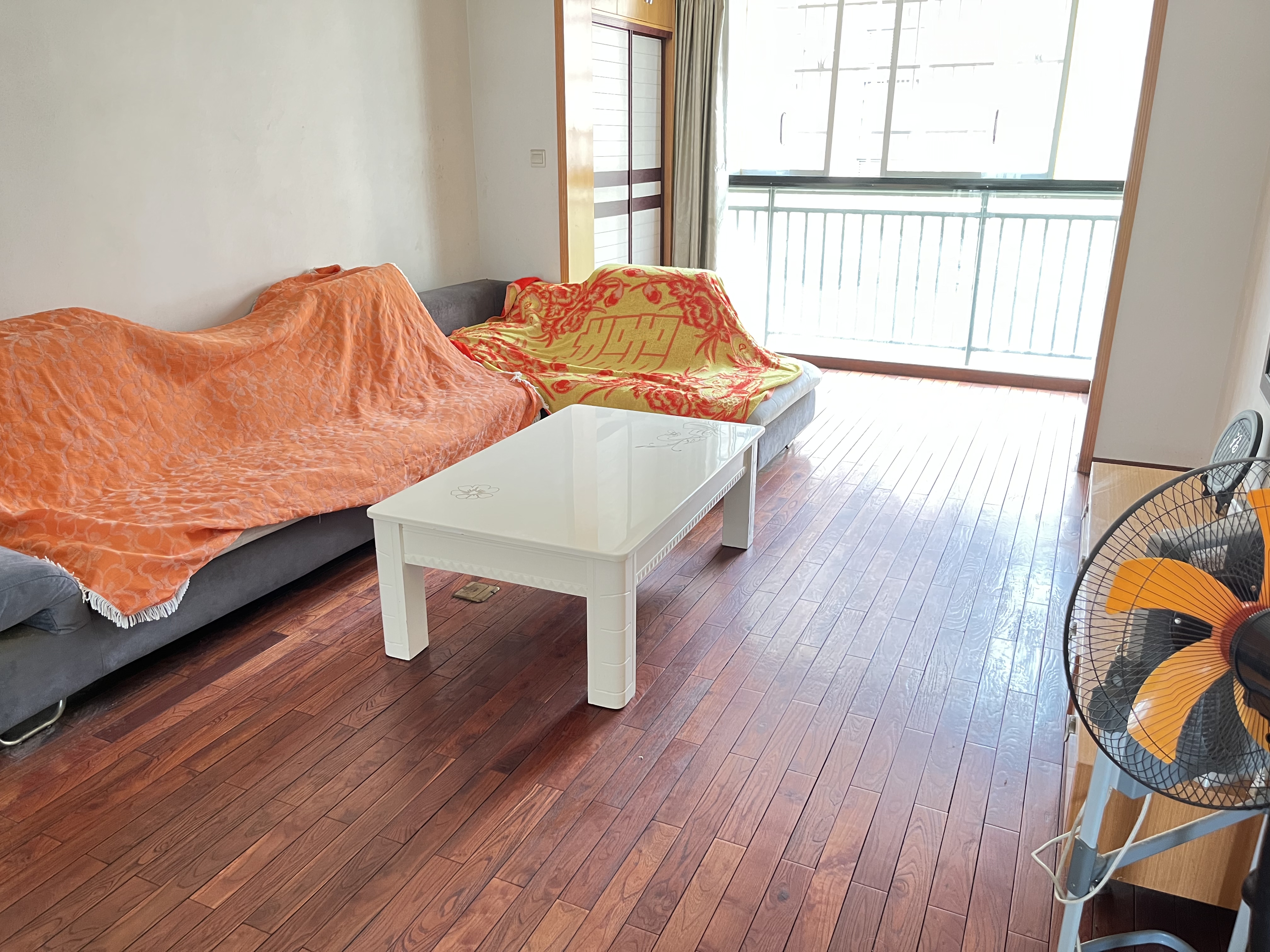 御景东方 2室2厅1卫 60.00万 御景东方 2室2厅1卫 60.00万室内图