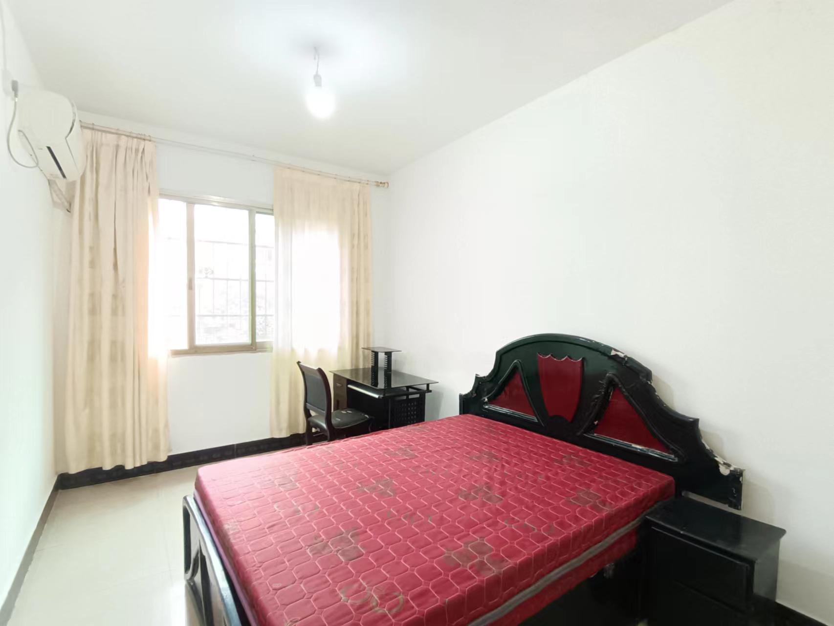 蒸湘世纪城拆迁楼(同心苑) 3室2厅1卫 1300.00元/月 蒸湘世纪城拆迁楼(同心苑) 3室2厅1卫 1300.00元/月室内图