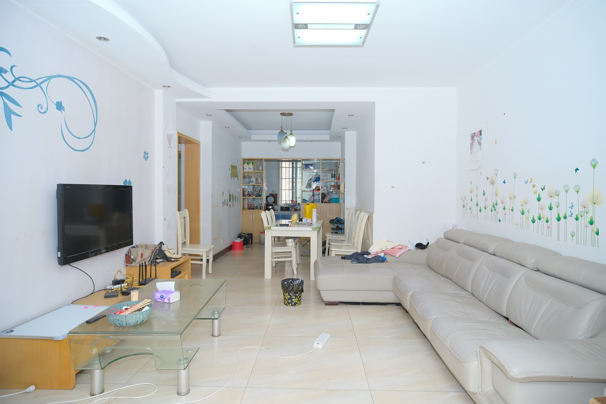 万丽景园 2室2厅1卫 48.0万 万丽景园 2室2厅1卫 48.0万客厅