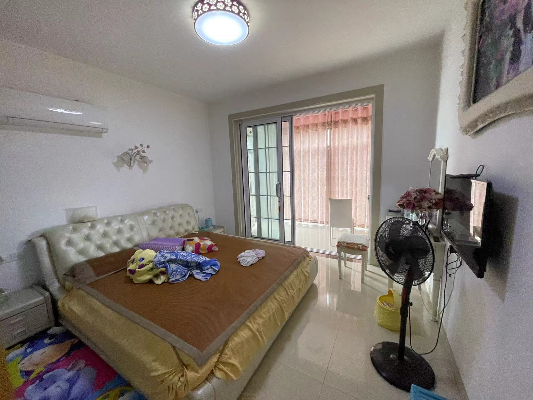 印象华都 4室2厅2卫 83.0万 印象华都 4室2厅2卫 83.0万室内图