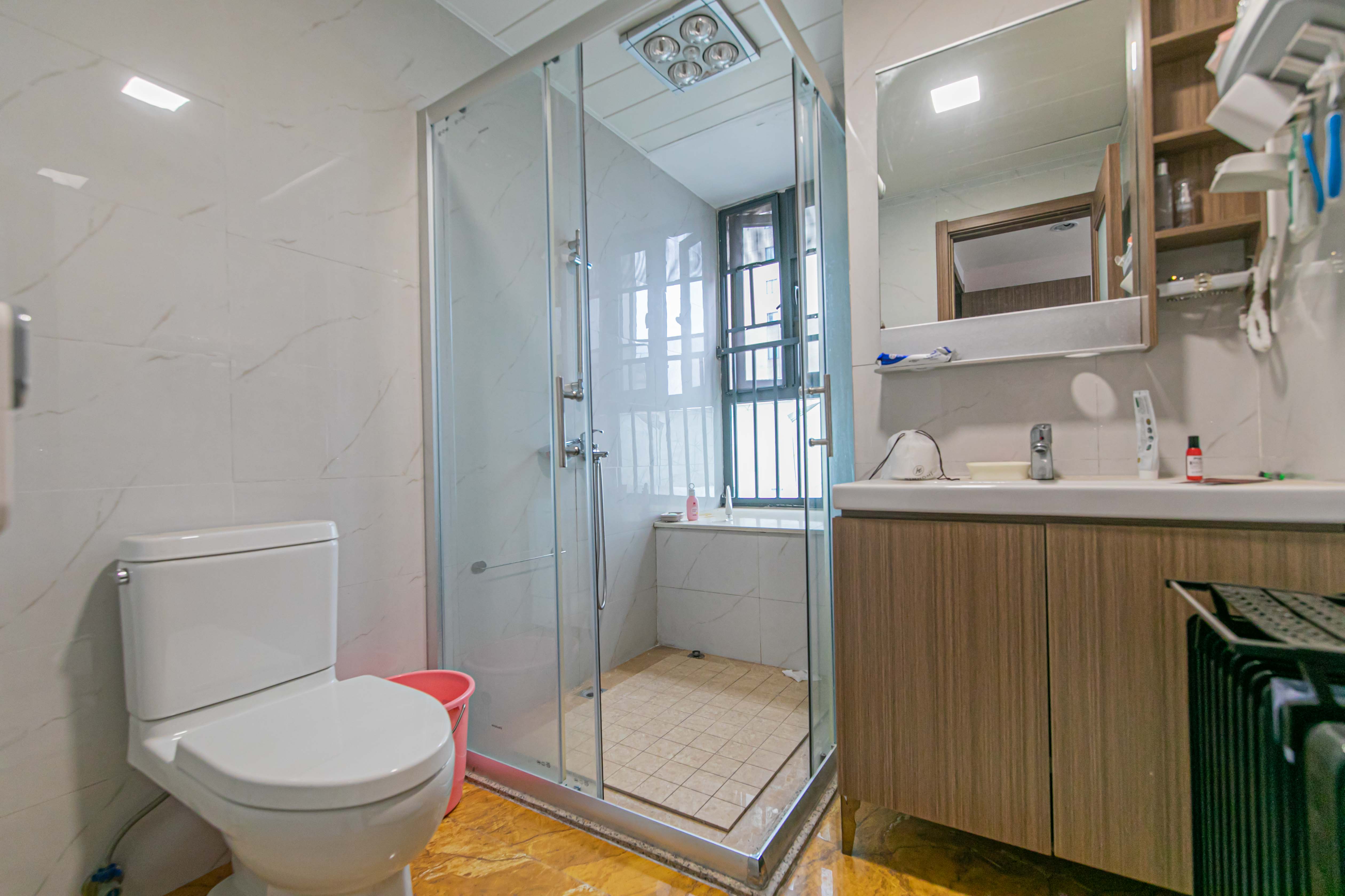 碧桂园威尼斯城 3室2厅2卫 139.80万 碧桂园威尼斯城 3室2厅2卫 139.80万卫生间