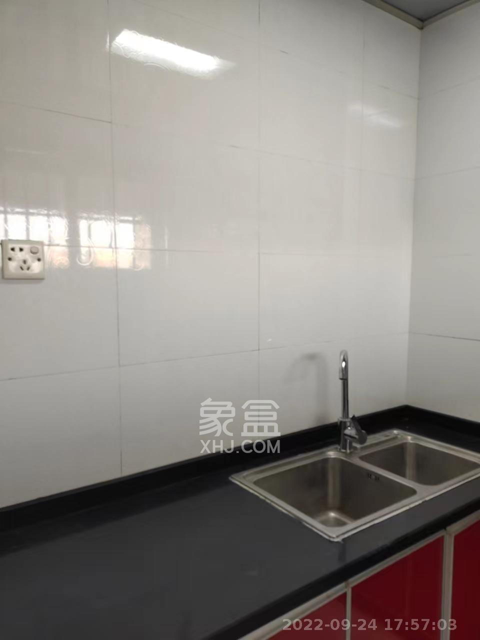 生活艺术城  1室1厅1卫    2100.0元/月室内图