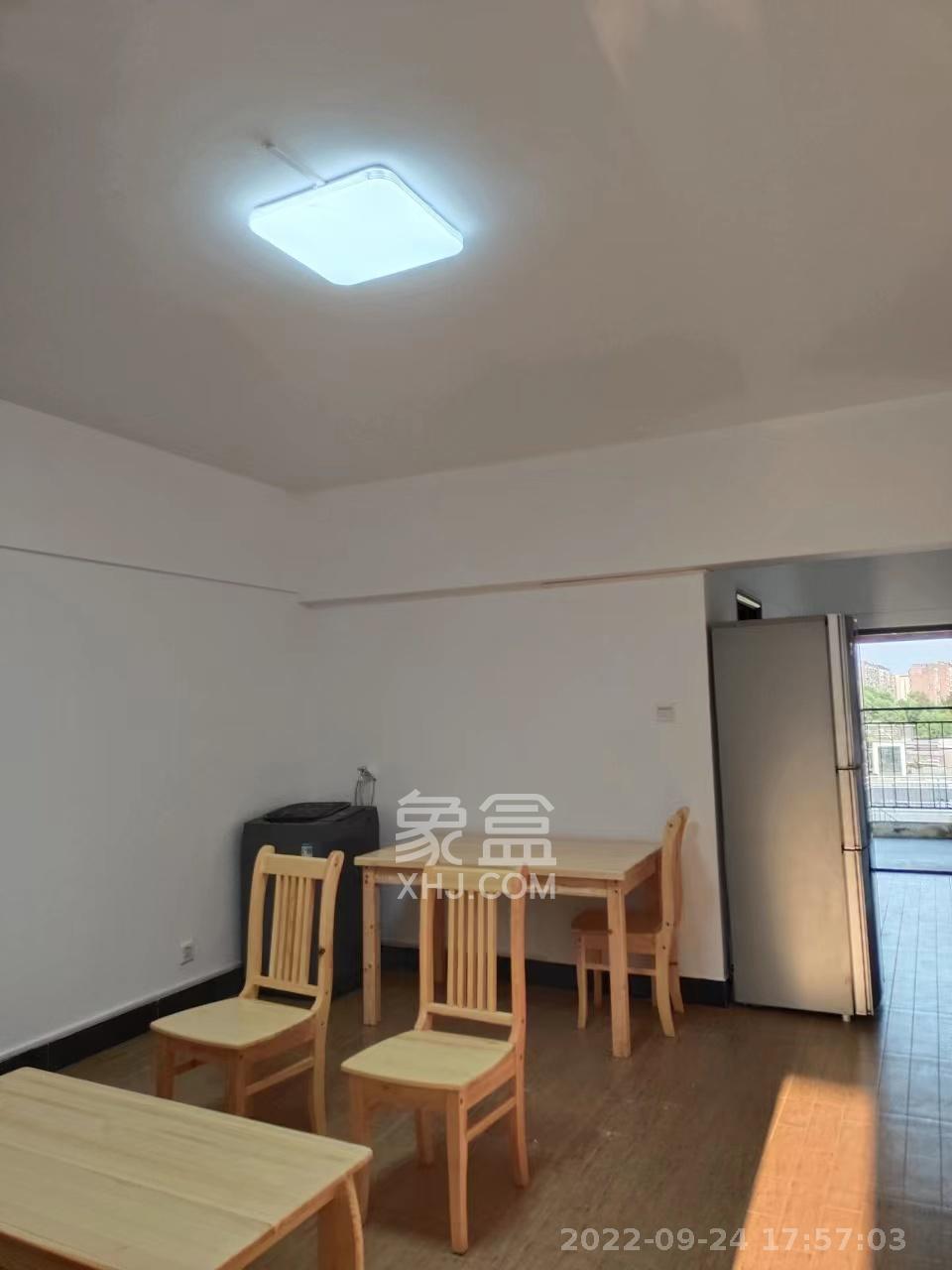 生活艺术城 1室1厅1卫 2100.0元/月 生活艺术城 1室1厅1卫 2100.0元/月室内图