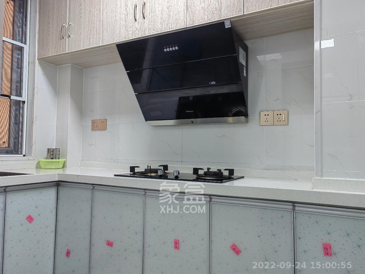 佛奥康桥水岸  3室2厅1卫    1800.0元/月室内图