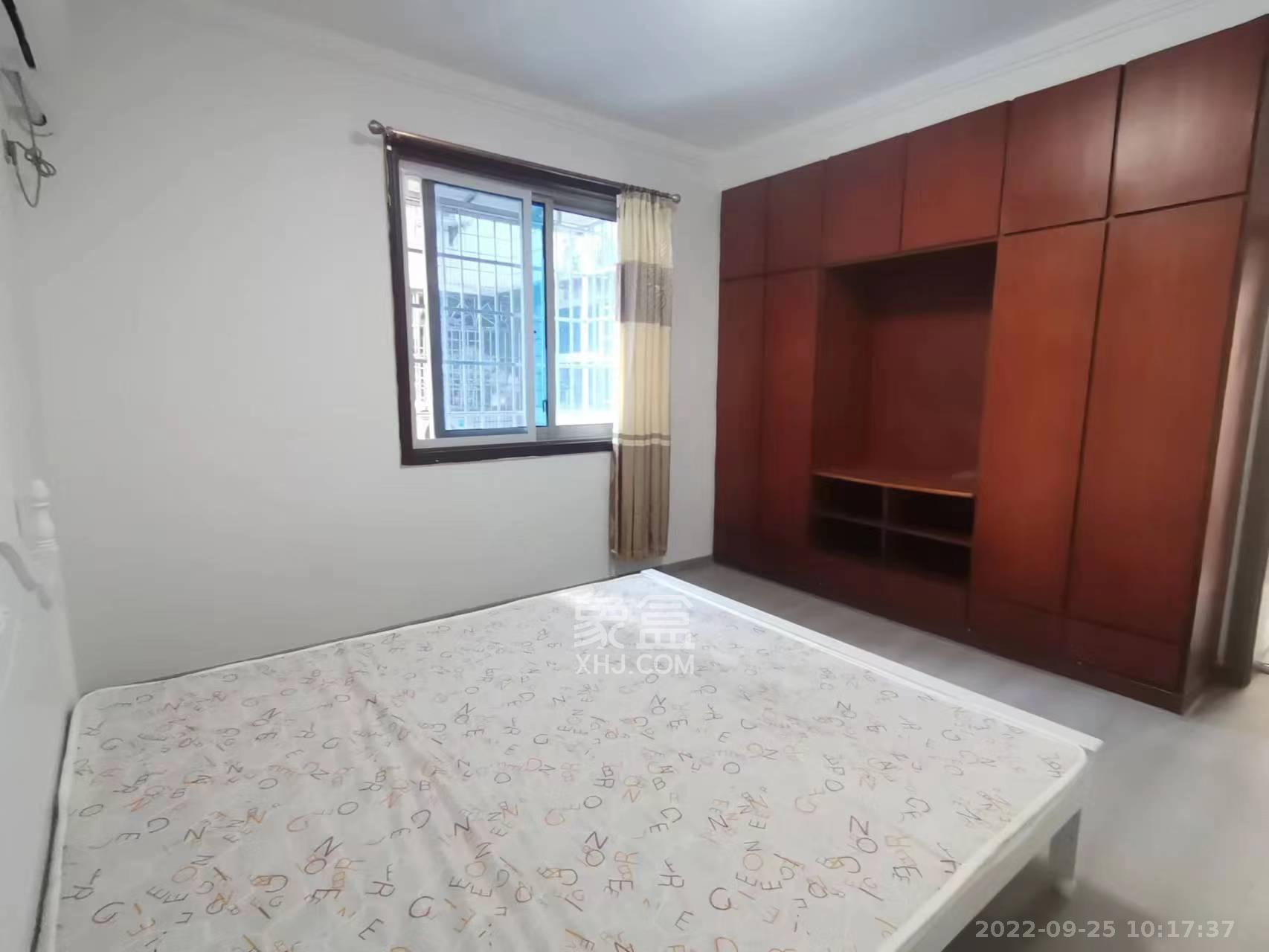 泰时花园 1室1厅1卫 1700.0元/月 泰时花园 1室1厅1卫 1700.0元/月室内图