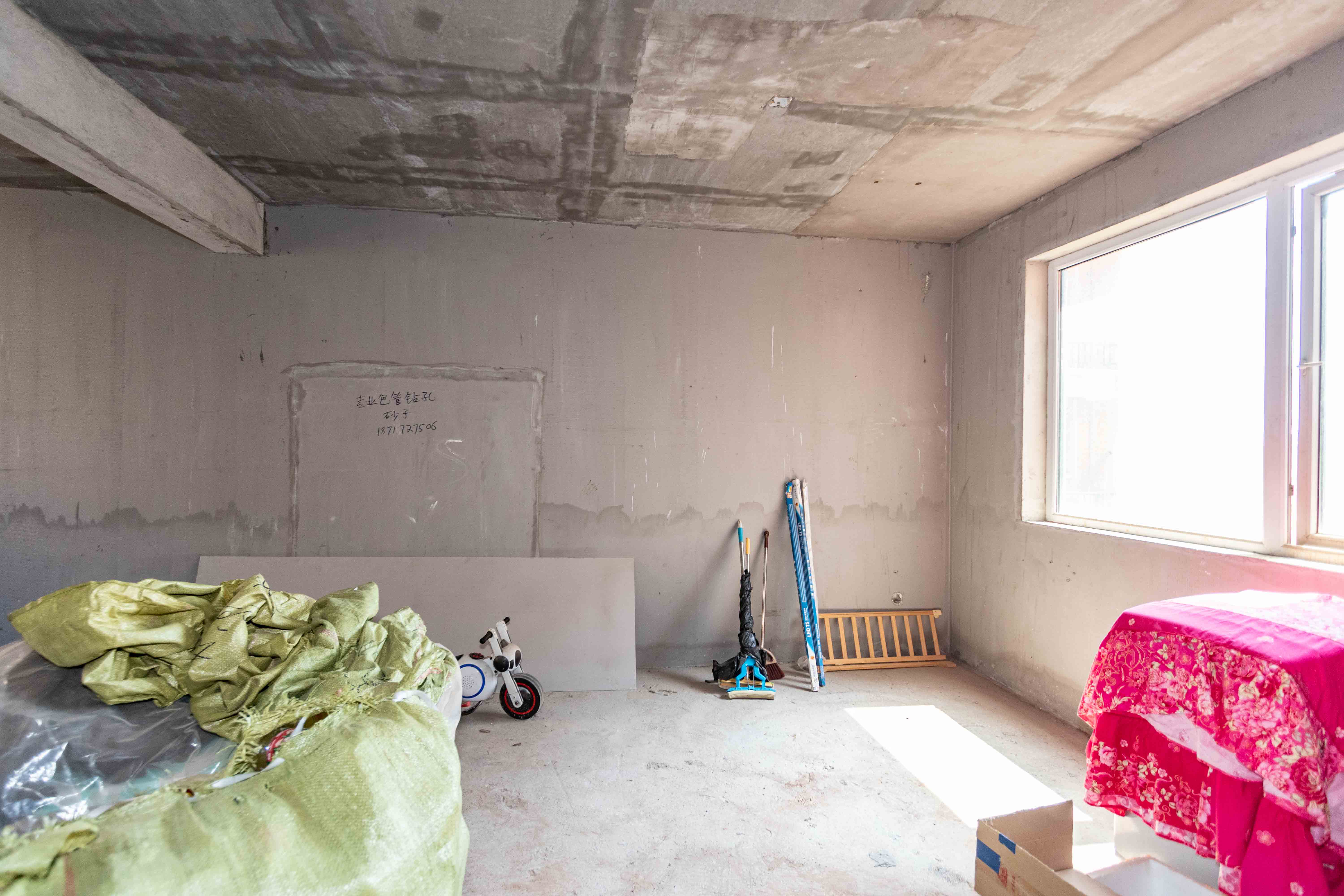 丽发新城 3室2厅2卫 72.0万 丽发新城 3室2厅2卫 72.0万其他