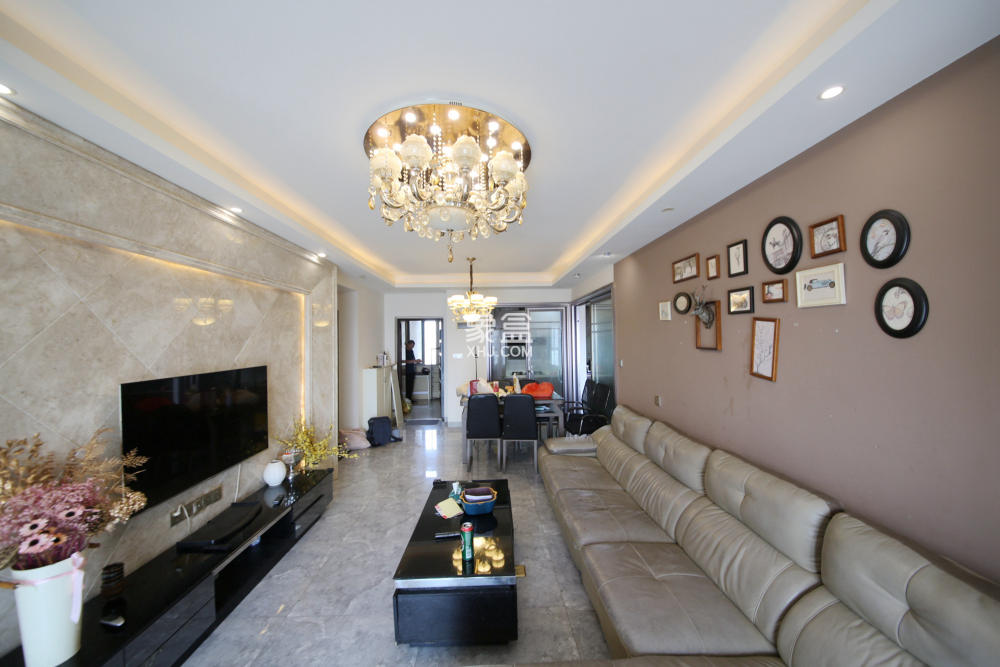 嘉宇盛世华章  3室1厅1卫    105.0万