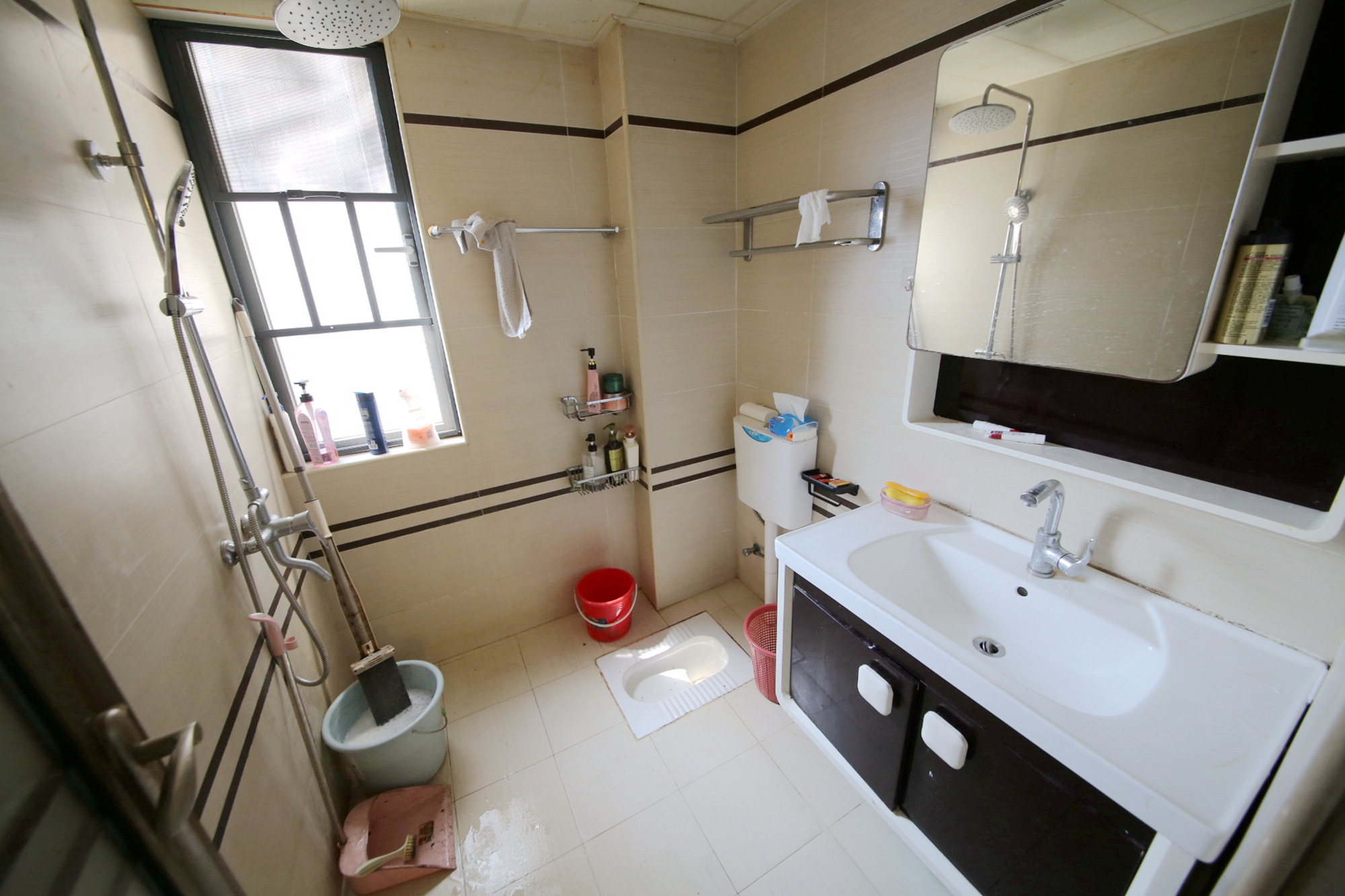 嘉宇盛世华章 3室1厅1卫 105.0万 嘉宇盛世华章 3室1厅1卫 105.0万卫生间