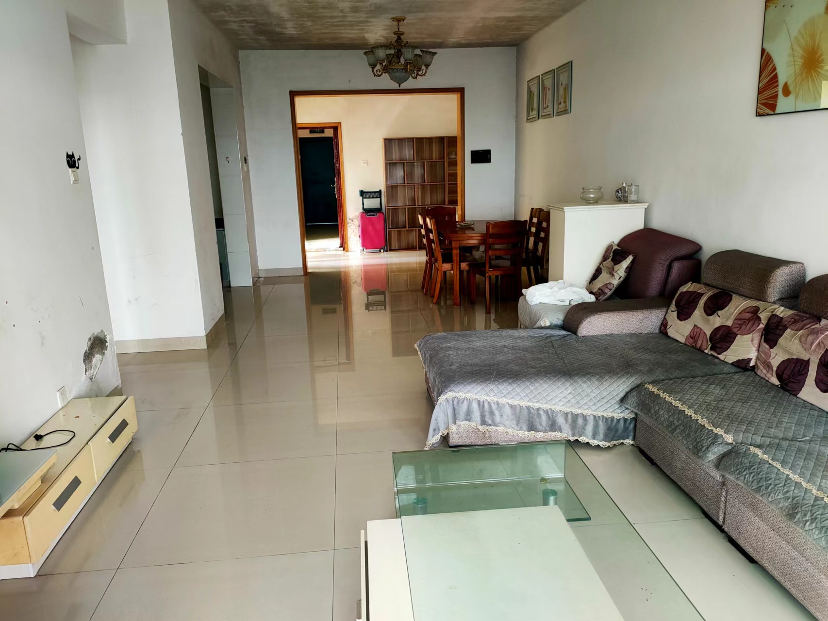 经世皇城 2室2厅1卫 60.0万 经世皇城 2室2厅1卫 60.0万室内图