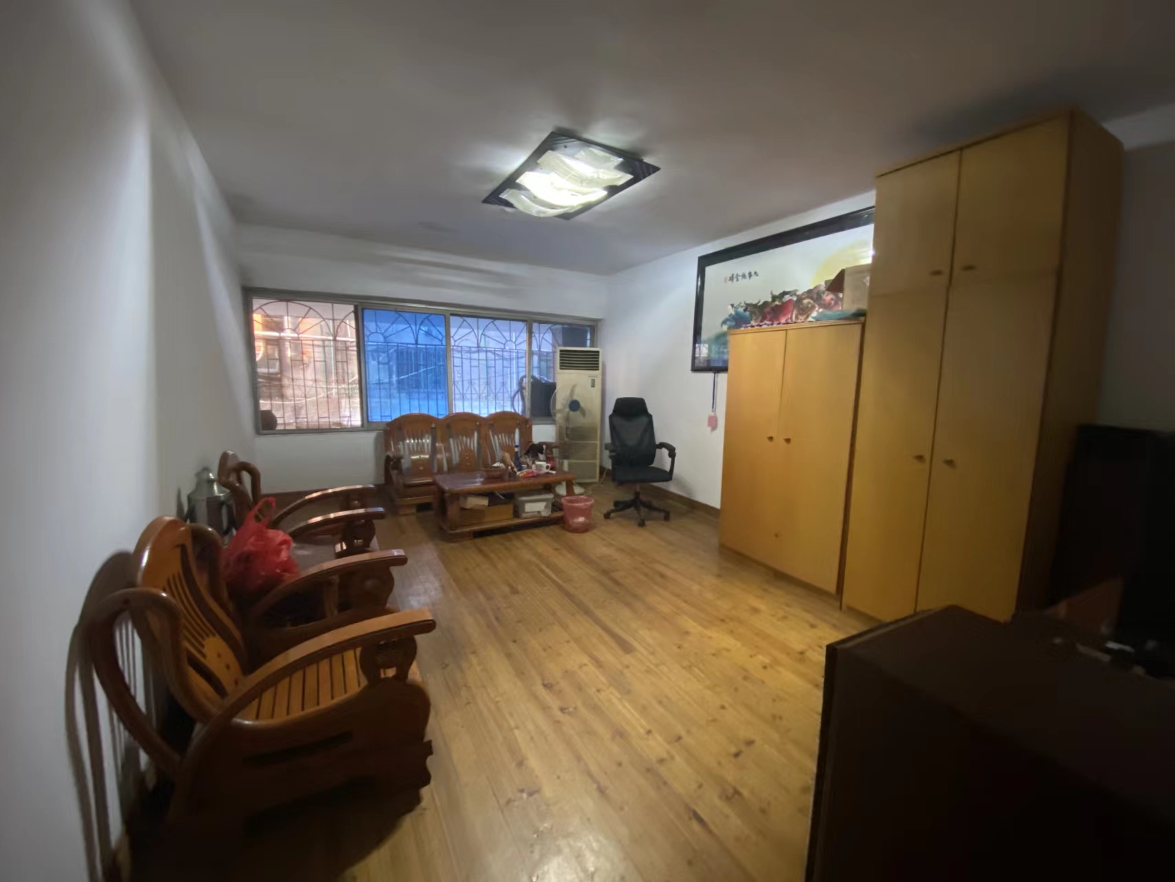 怡园小区  3室2厅1卫    45.8万 怡园小区  3室2厅1卫    45.8万室内图