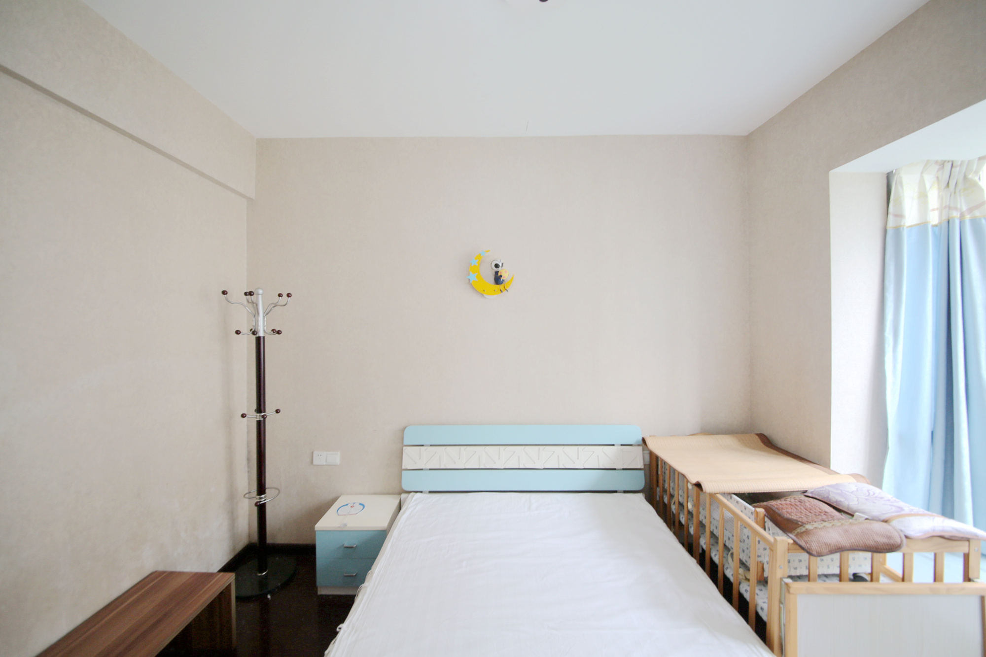 长房东郡  3室2厅1卫    149.0万 长房东郡  3室2厅1卫    149.0万卧室