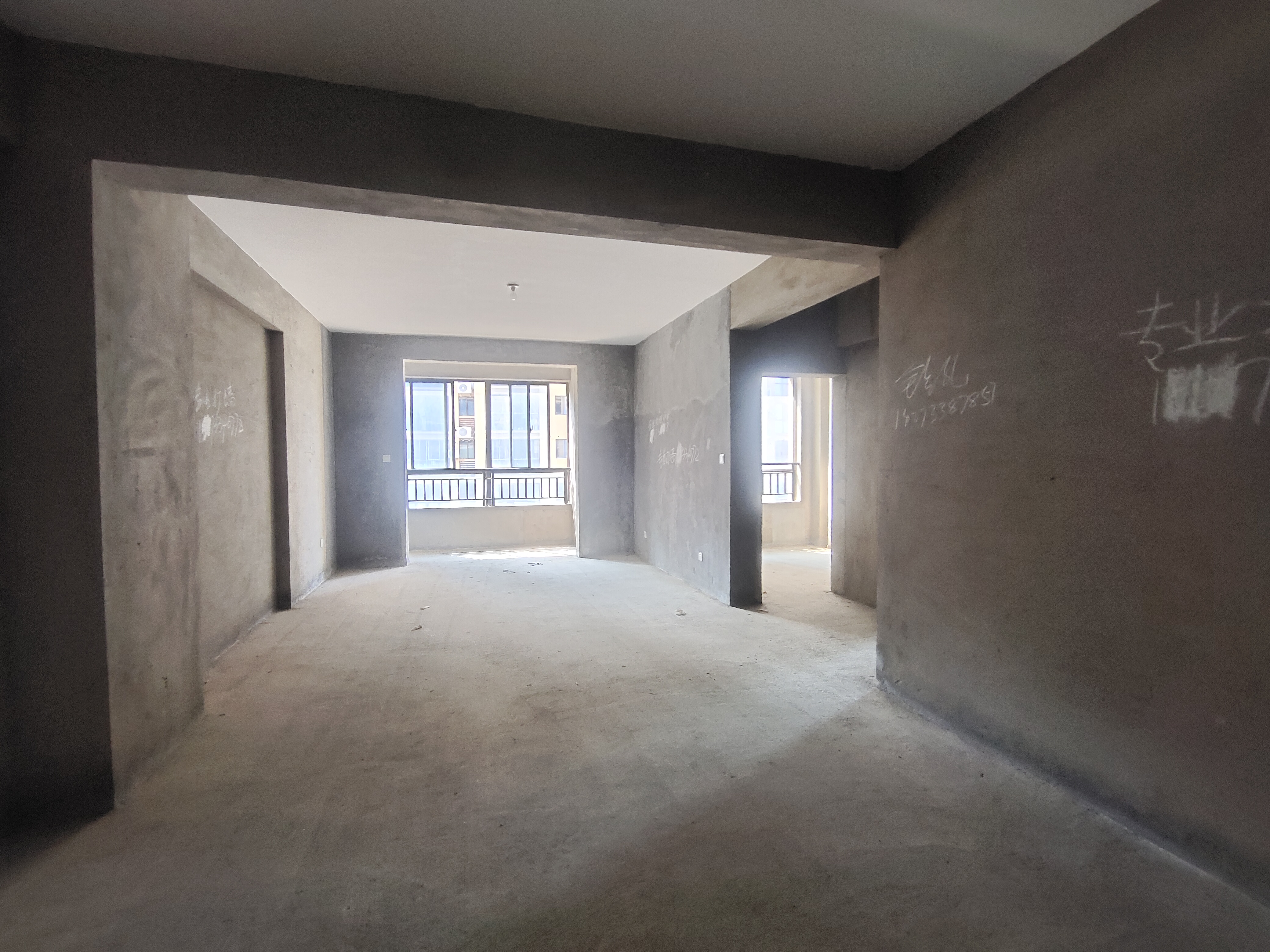 旺城天悦领秀香江  3室2厅2卫    54.0万 旺城天悦领秀香江  3室2厅2卫    54.0万室内图