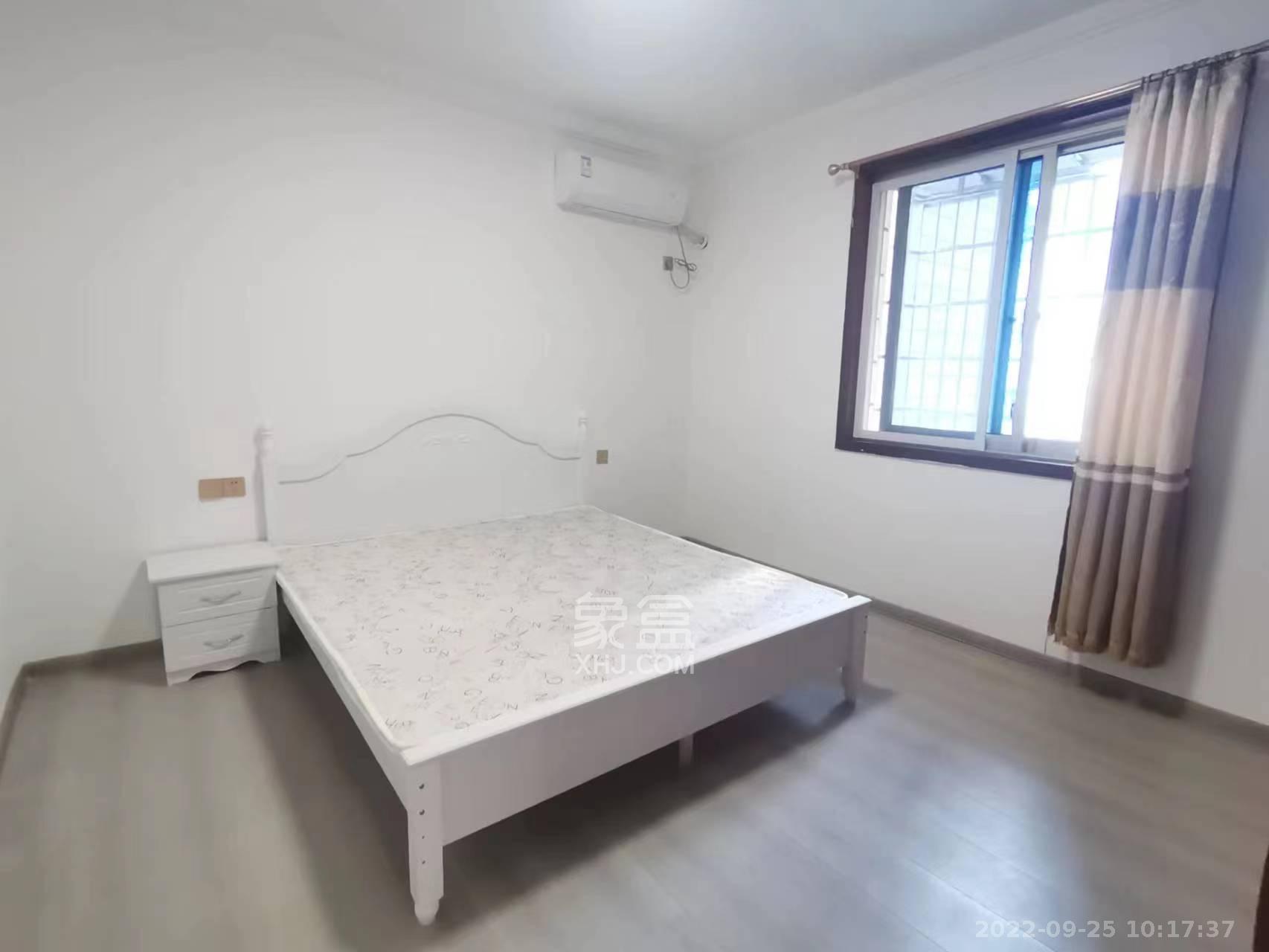 泰时花园 1室1厅1卫 1700.0元/月 泰时花园 1室1厅1卫 1700.0元/月室内图