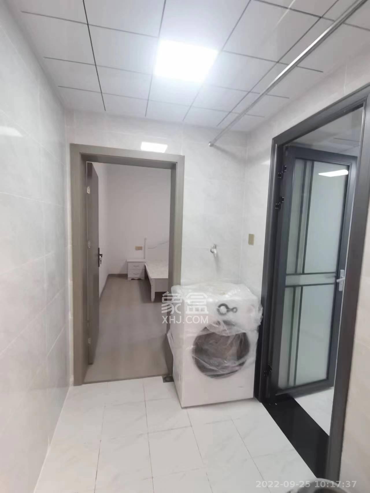 泰时花园 1室1厅1卫 1700.0元/月 泰时花园 1室1厅1卫 1700.0元/月室内图