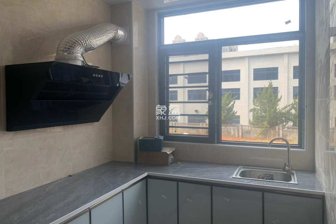 檀山湾小区 2室1厅1卫 1300.00元/月 檀山湾小区 2室1厅1卫 1300.00元/月室内图