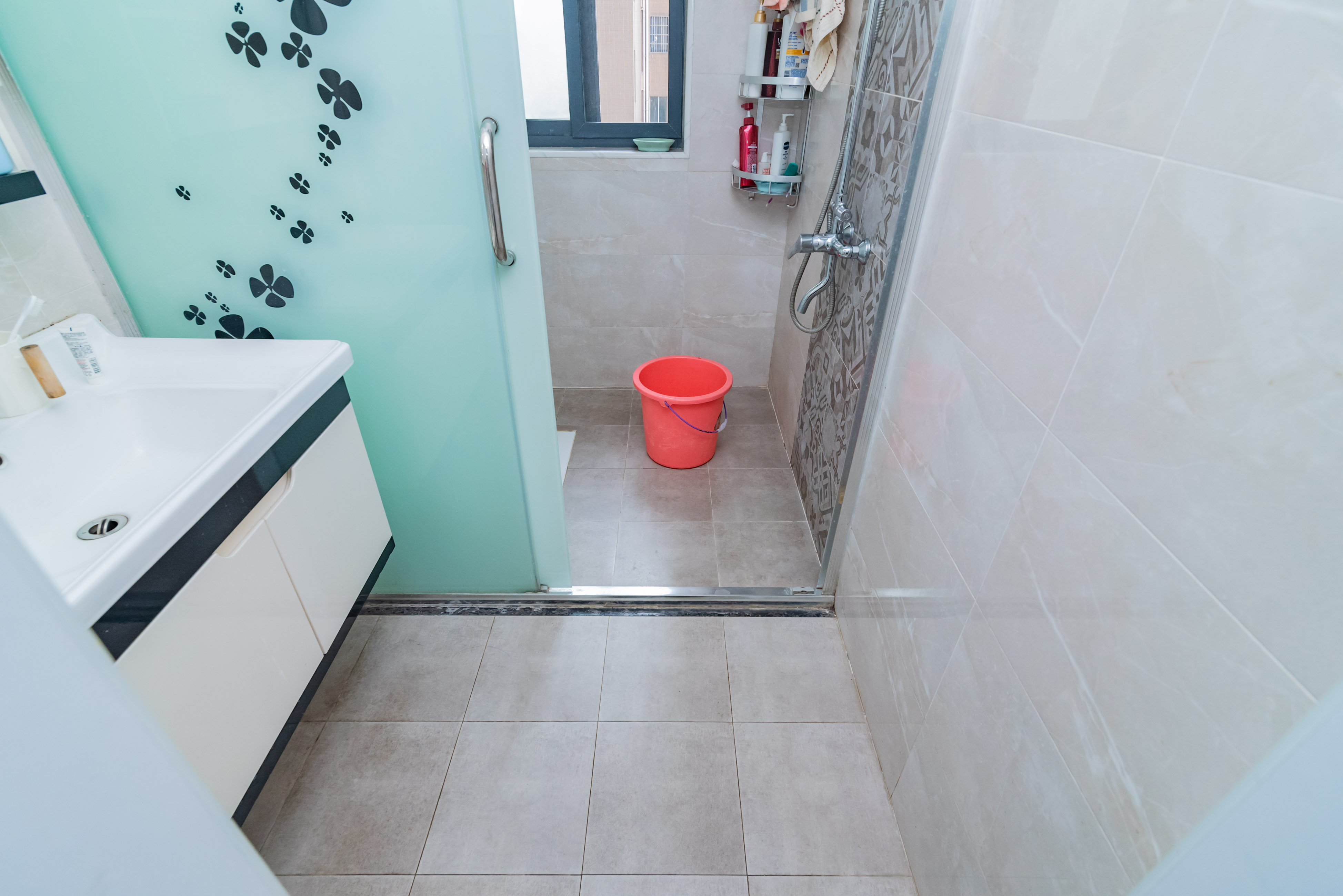 申湘宽境 3室2厅2卫 85.0万 申湘宽境 3室2厅2卫 85.0万卫生间