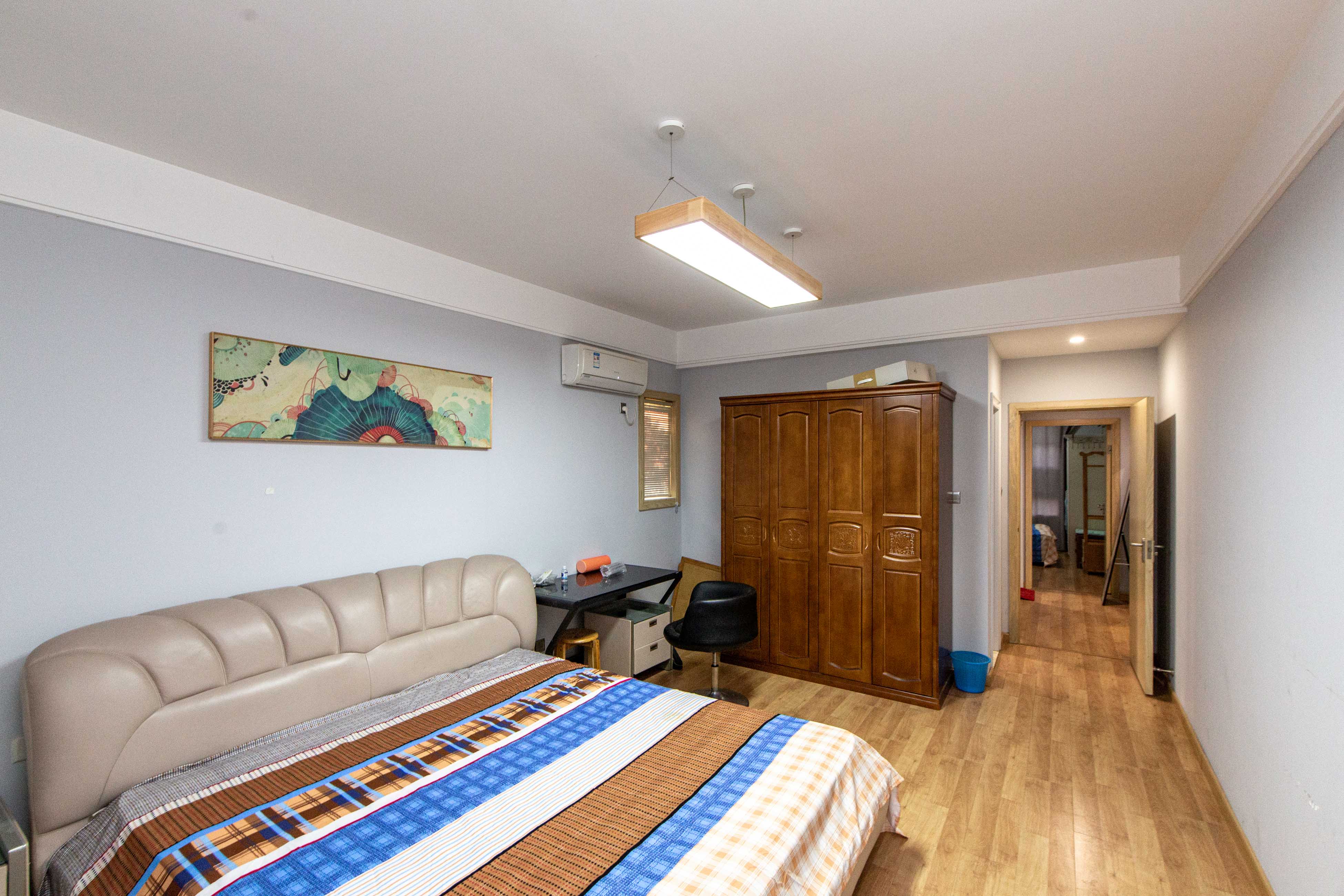 旭辉国际广场（永升商业广场）  4室2厅2卫    270.0万卧室