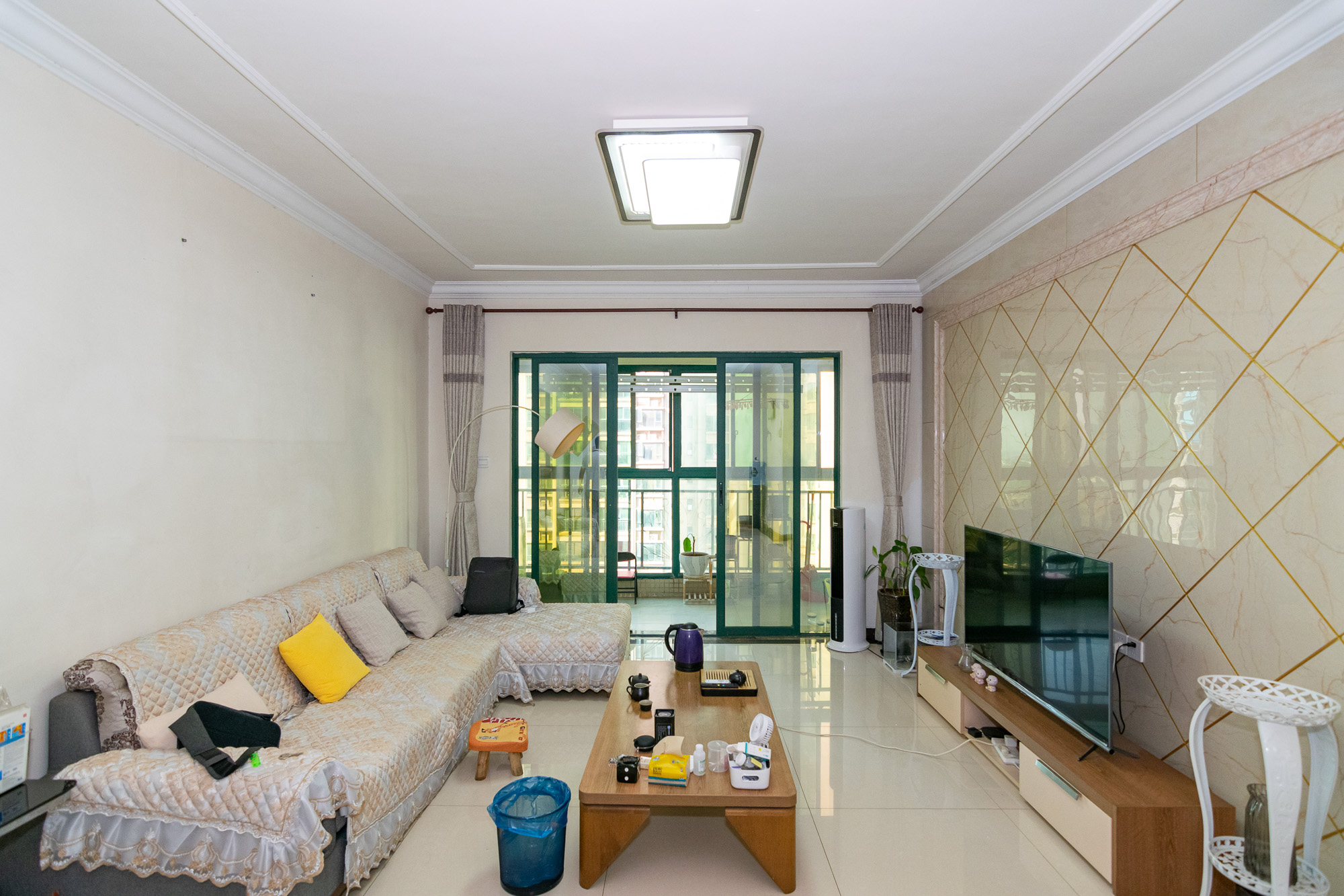 富基世纪公园  3室2厅1卫    85.0万客厅