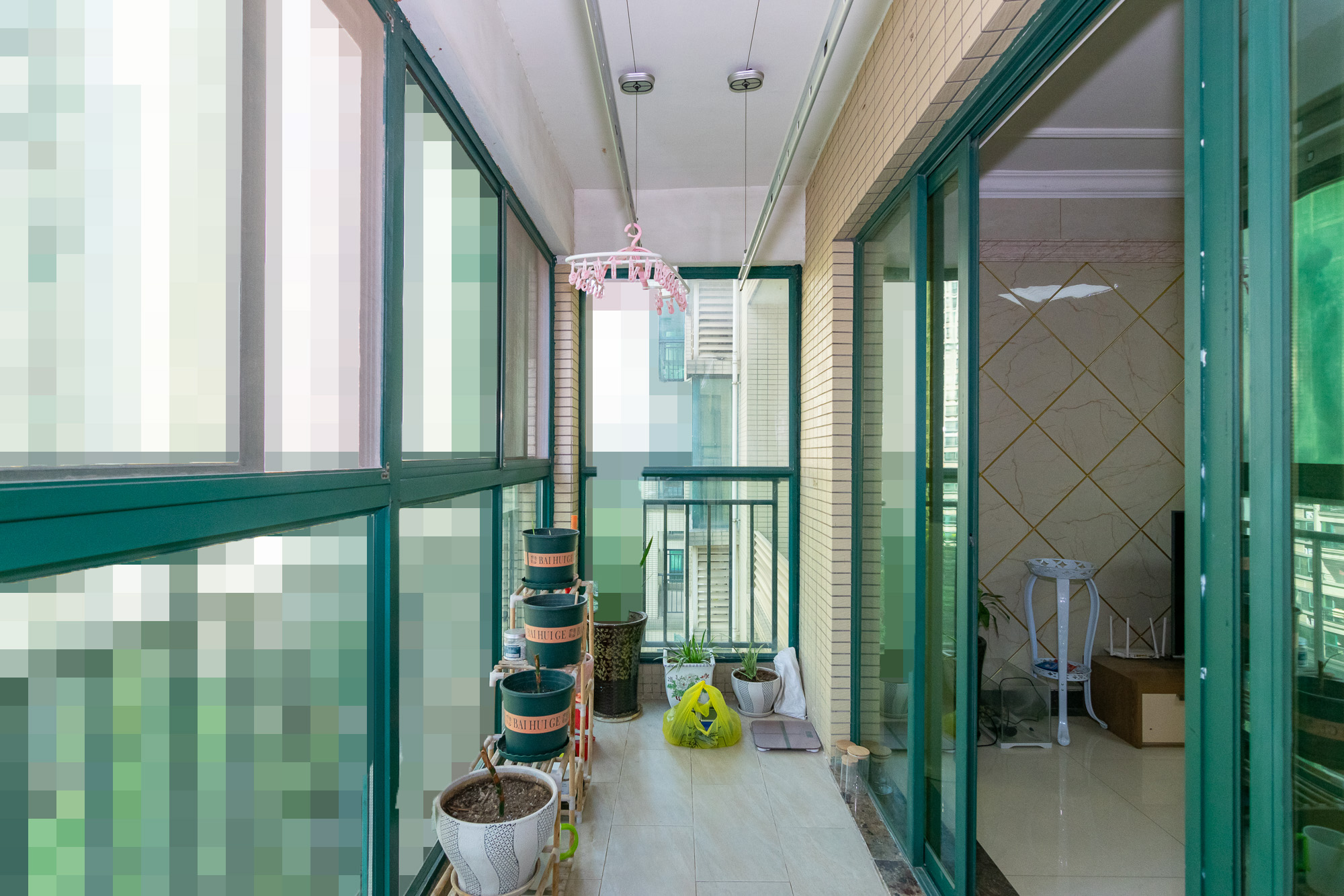 富基世纪公园  3室2厅1卫    85.0万阳台