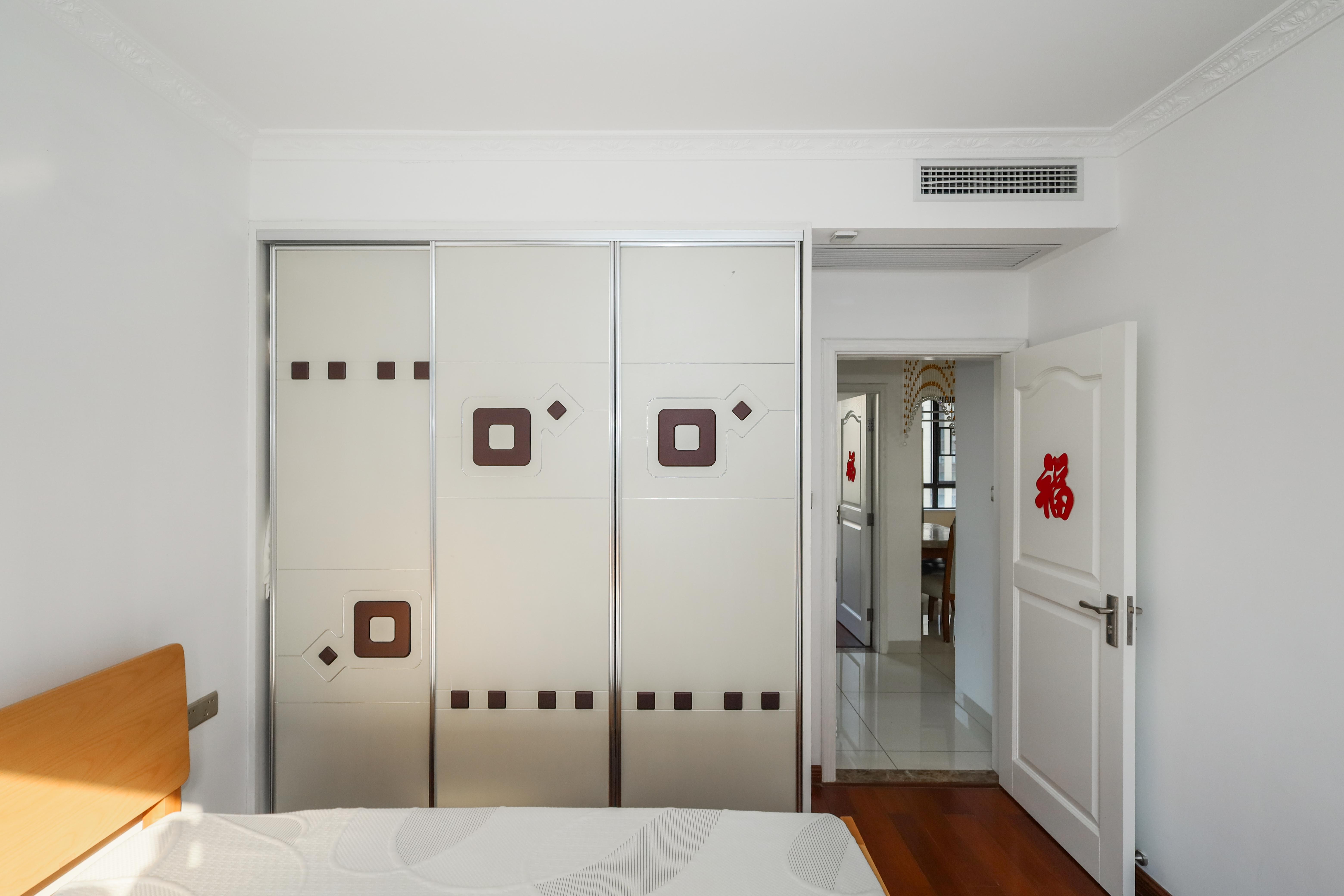 和泓梅溪四季  4室2厅1卫    188.0万卧室