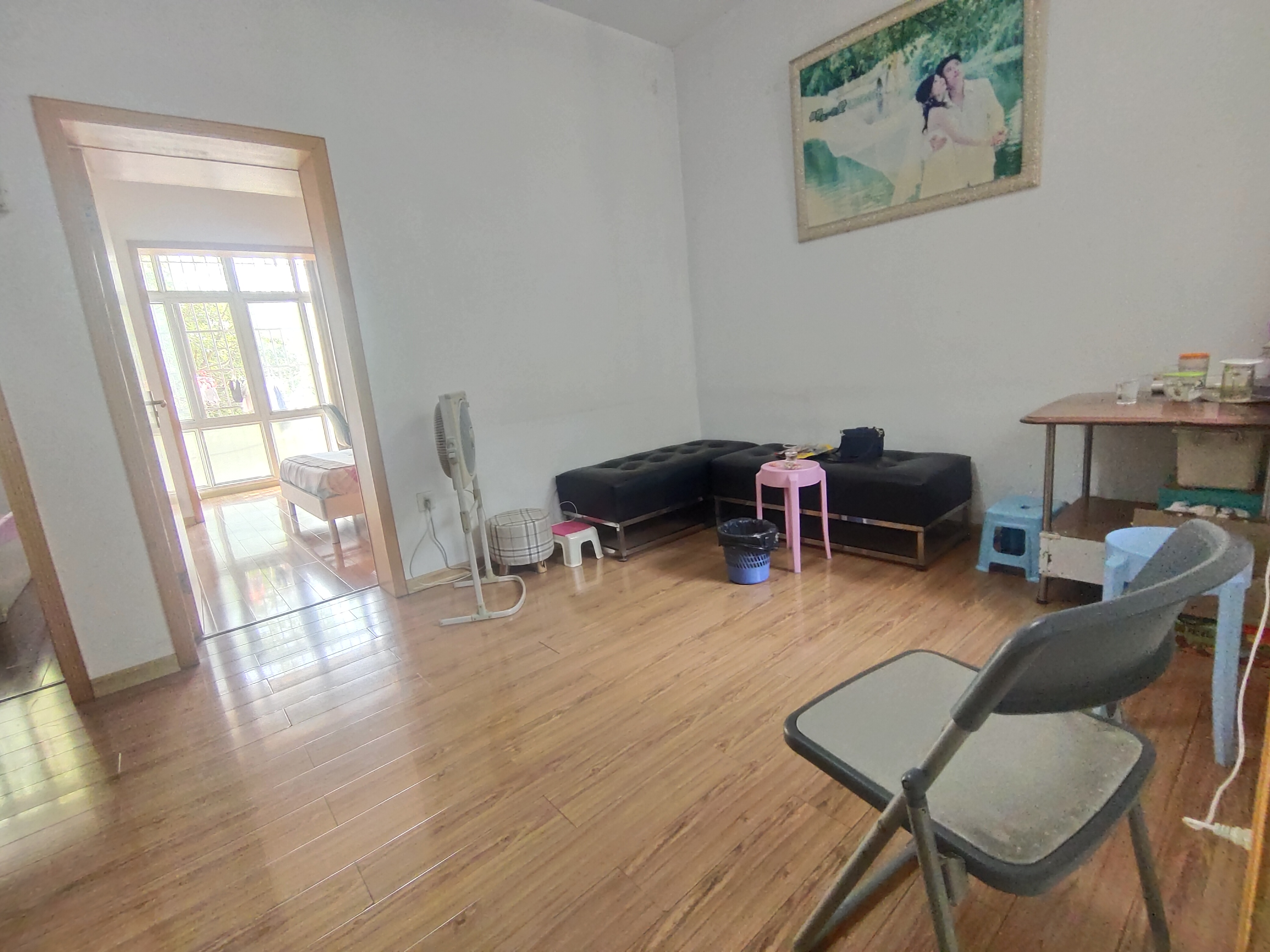 铁路小区 2室1厅1卫 32.0万 铁路小区 2室1厅1卫 32.0万室内图