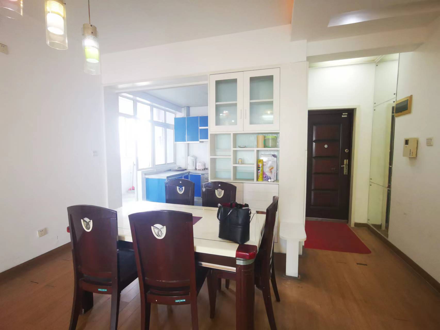 百益大厦 3室2厅1卫 67.8万 百益大厦 3室2厅1卫 67.8万室内图