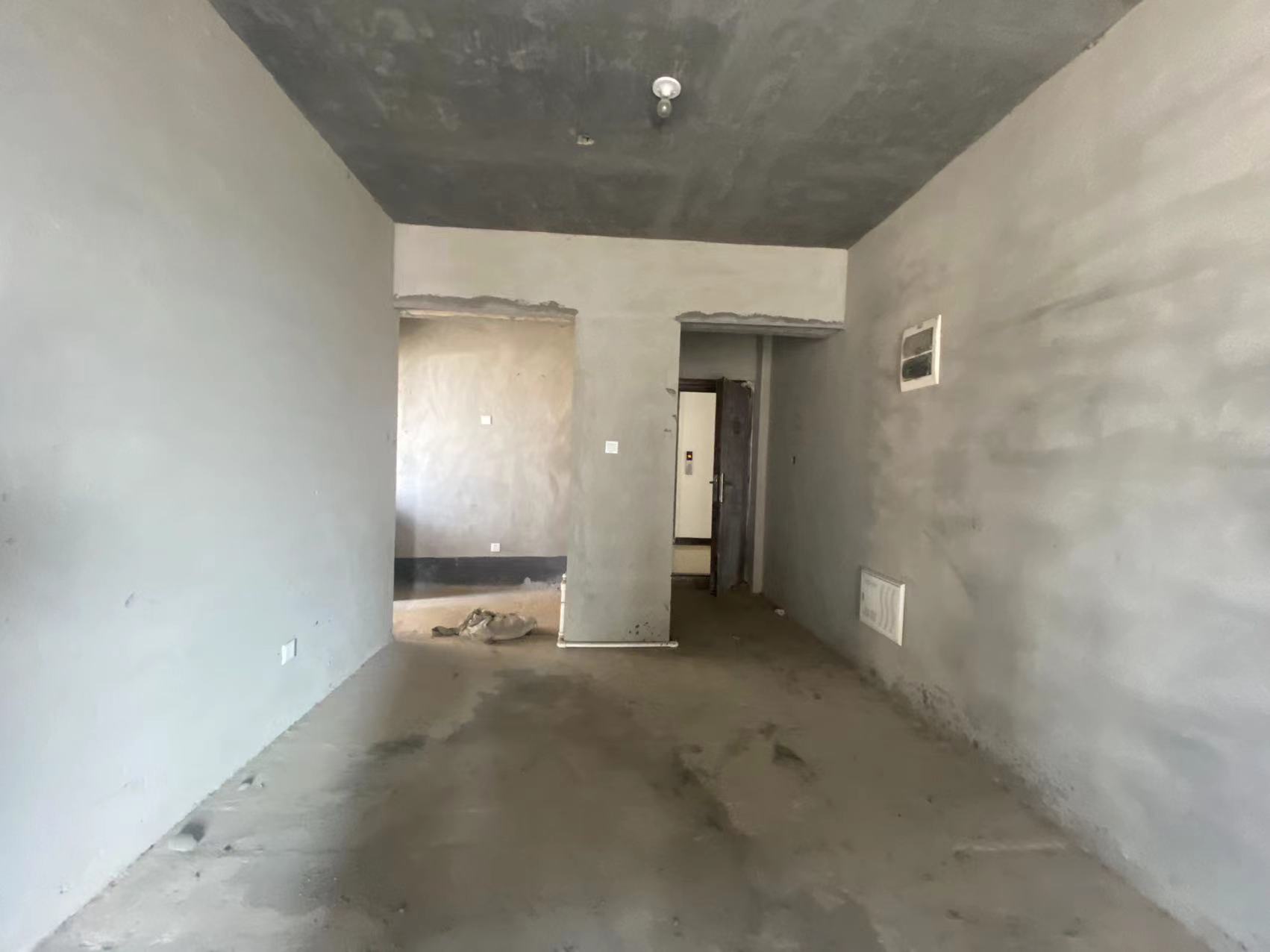 城市公园  2室2厅1卫    35.0万 城市公园  2室2厅1卫    35.0万室内图