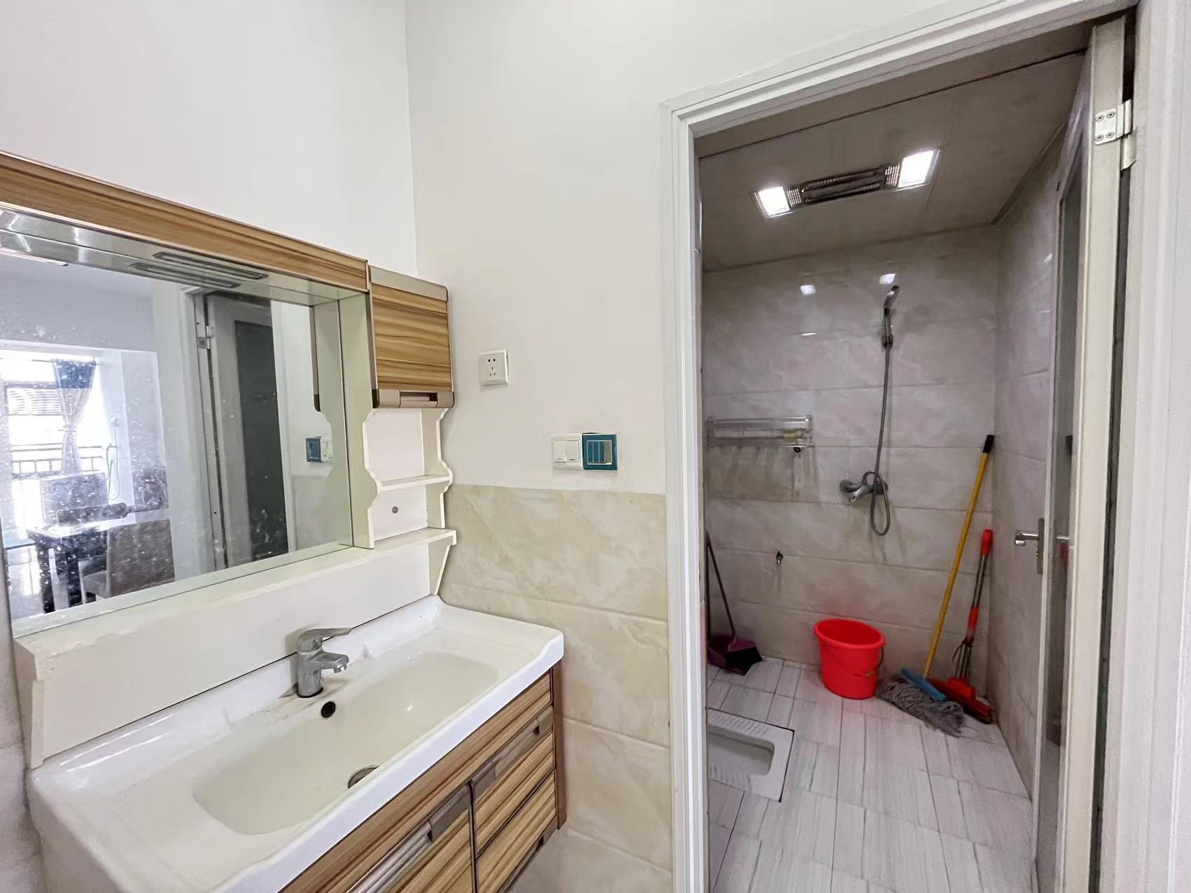 流金岁月-华晨国际 2室2厅1卫 49.8万 流金岁月-华晨国际 2室2厅1卫 49.8万室内图