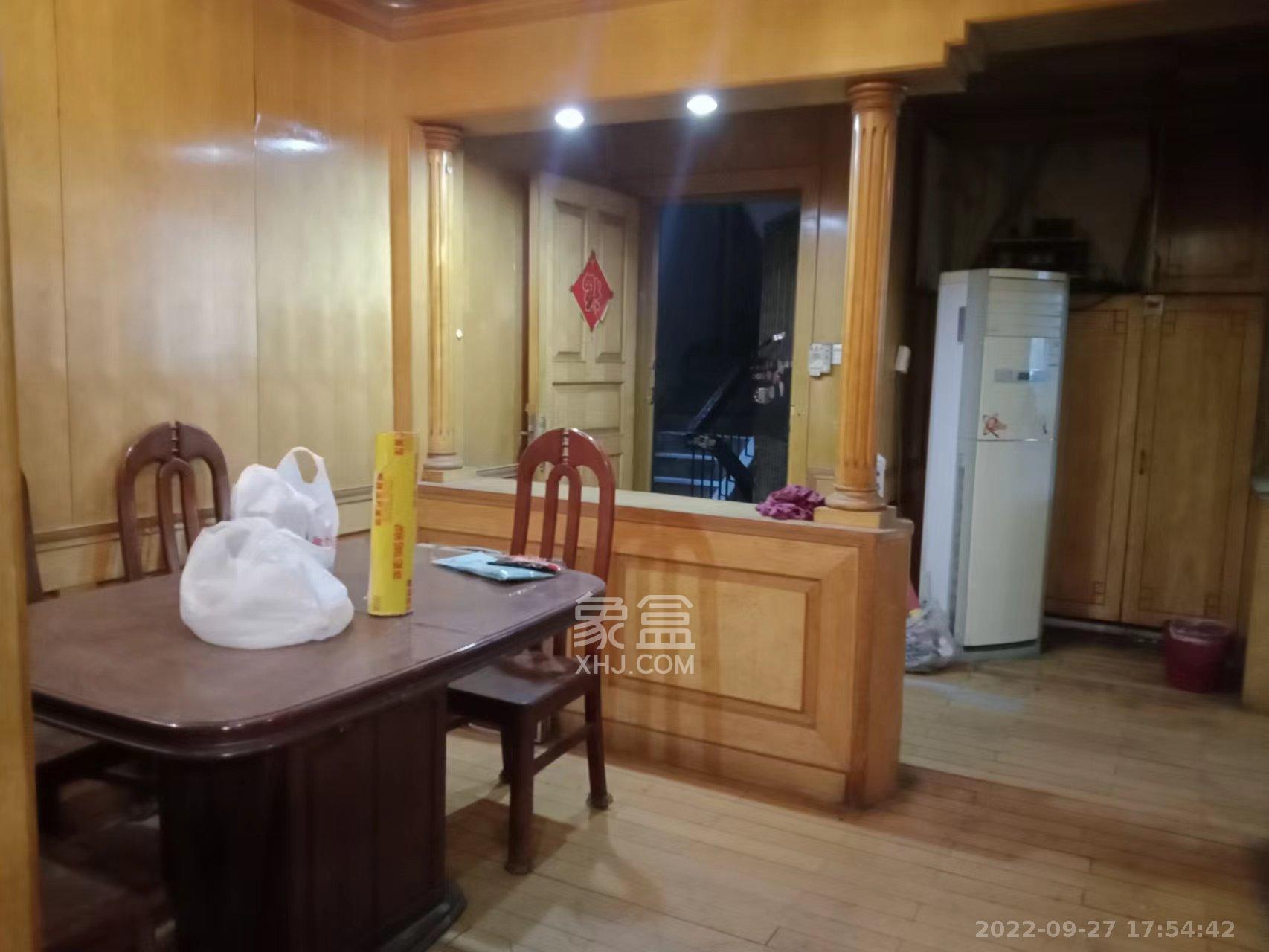 东铭商居  3室1厅2卫    2800.0元/月室内图