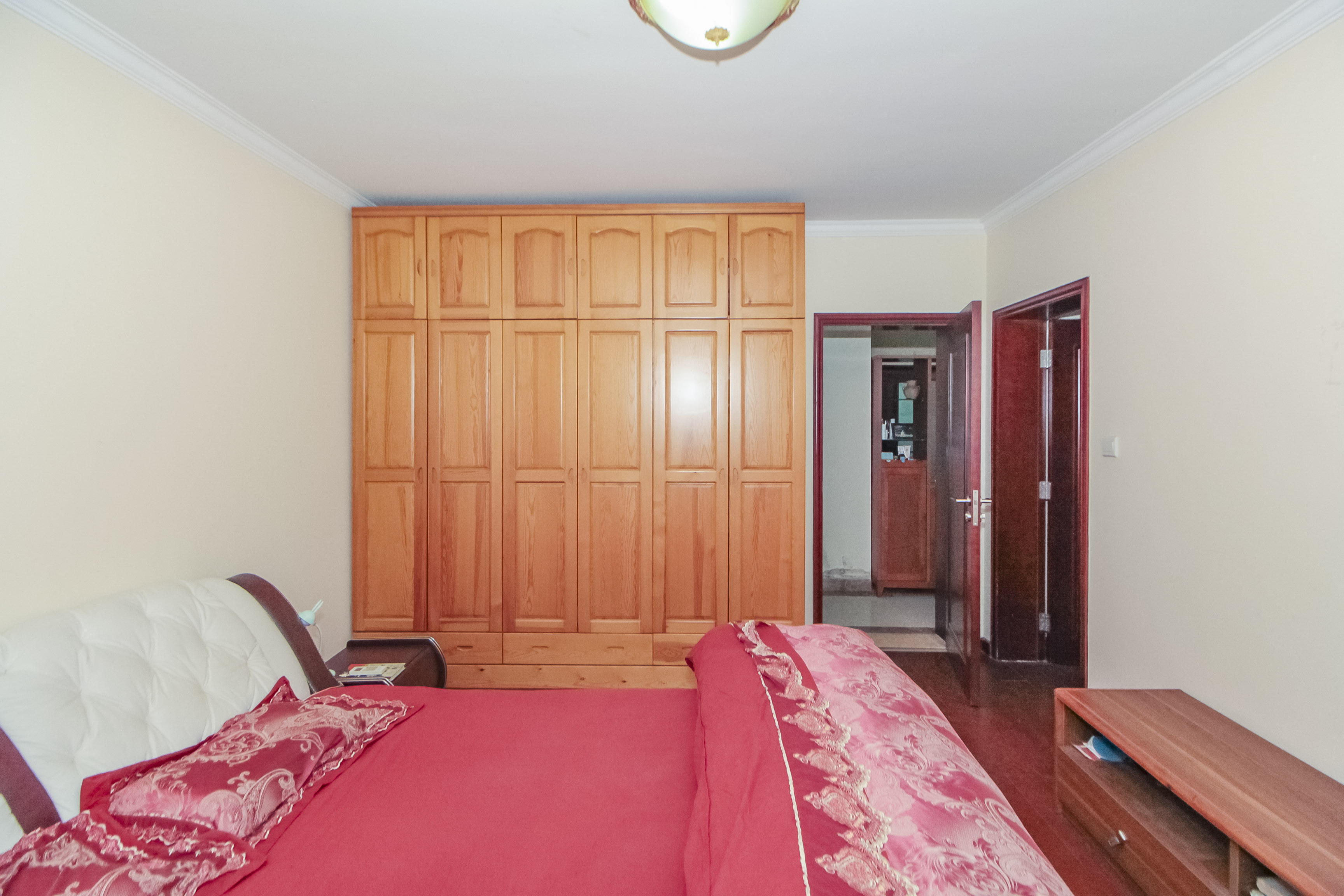 江山帝景雅典  3室2厅2卫    136.8万 江山帝景雅典  3室2厅2卫    136.8万卧室