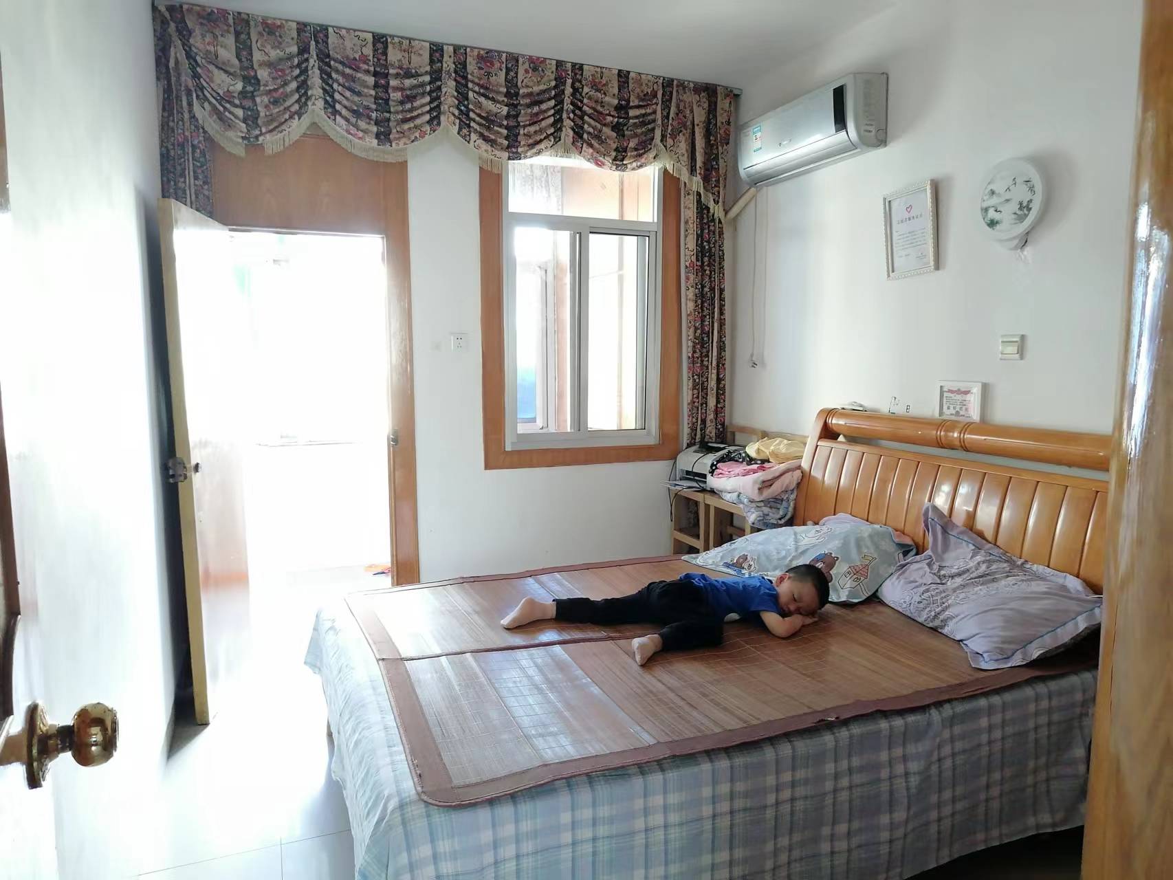 怡园小区  3室2厅1卫    35.0万 怡园小区  3室2厅1卫    35.0万室内图