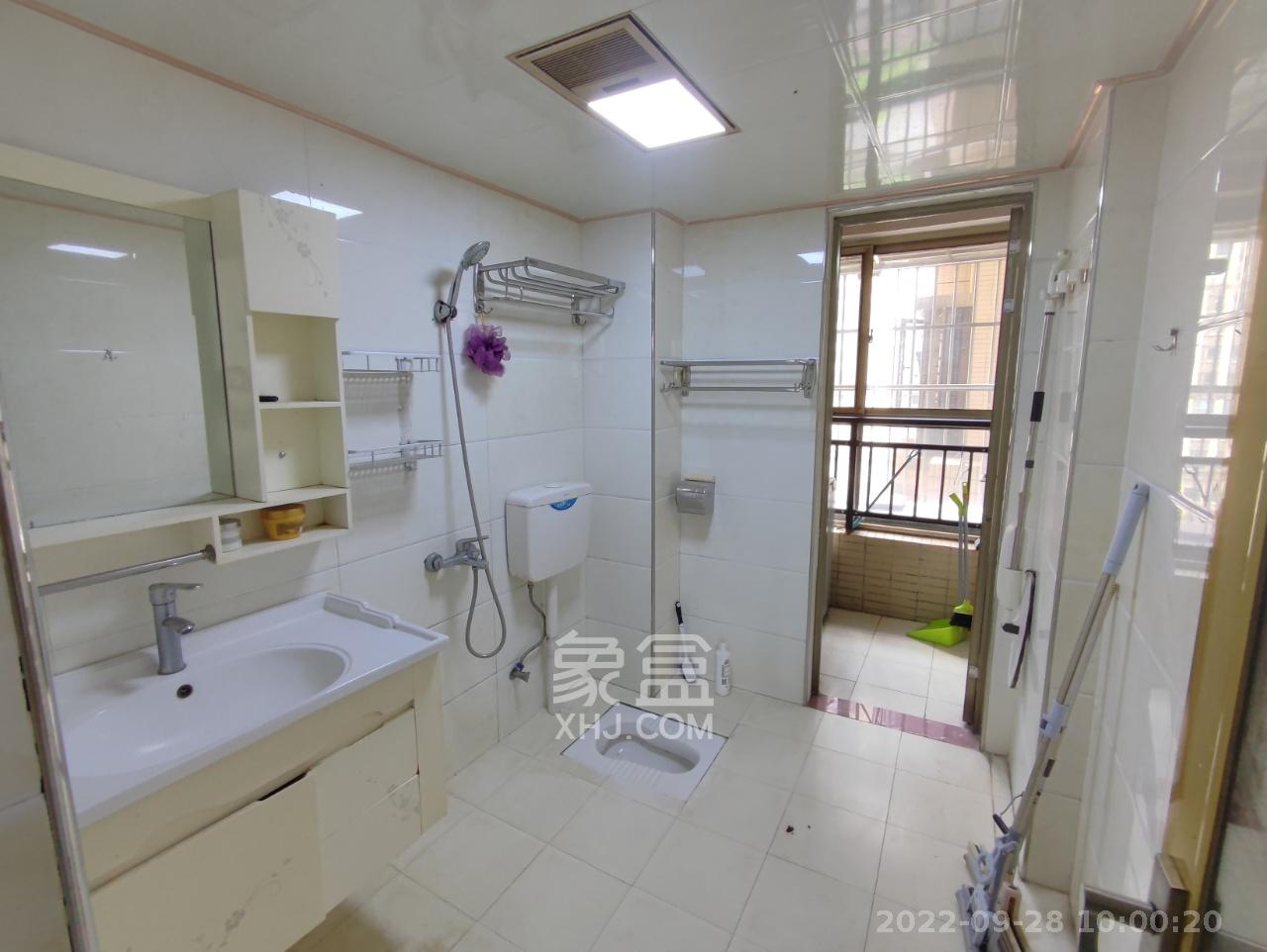 江山帝景哈佛  3室2厅2卫   2000.00元/月室内图