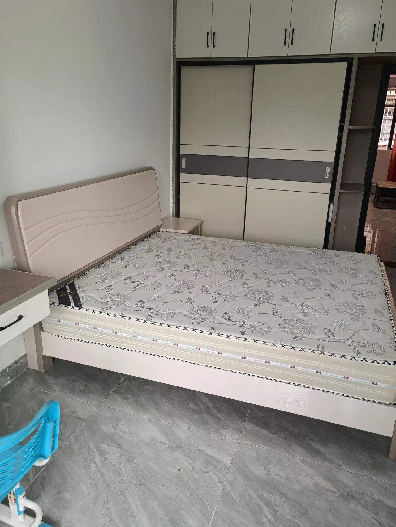 金柘北区  3室2厅1卫   1500.00元/月室内图