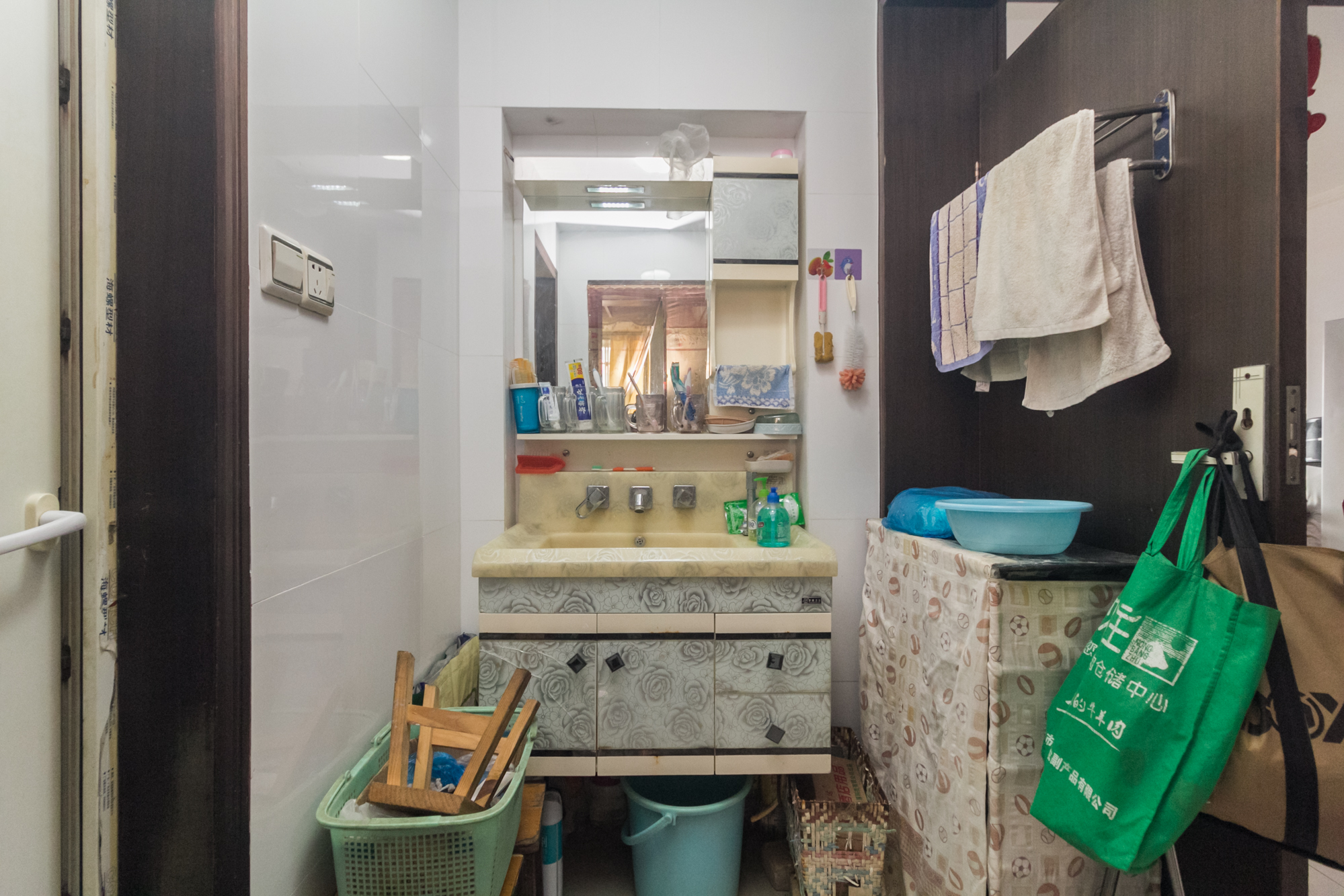 东城名苑 3室2厅1卫 59.57万 东城名苑 3室2厅1卫 59.57万卫生间