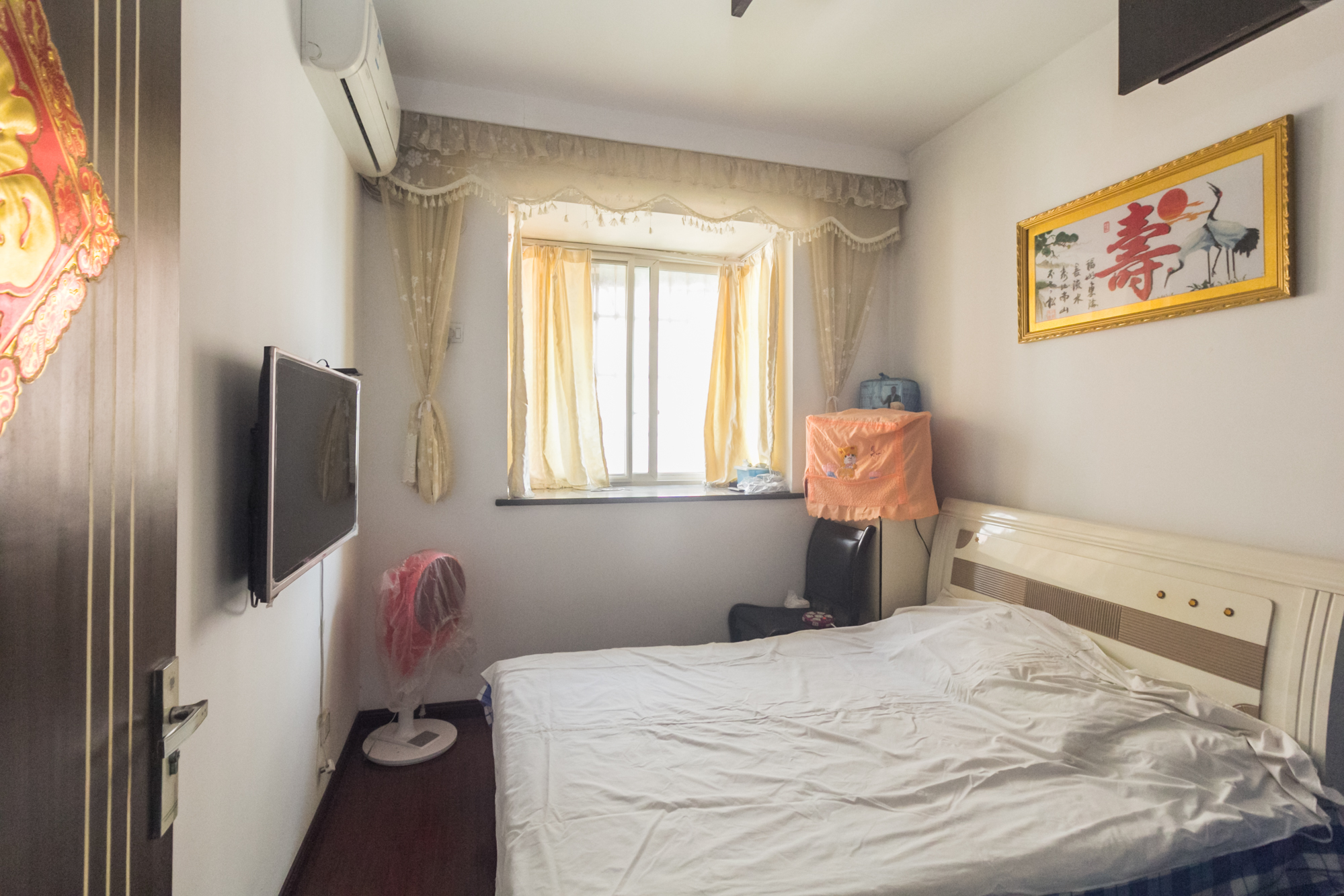 东城名苑 3室2厅1卫 59.57万 东城名苑 3室2厅1卫 59.57万卧室